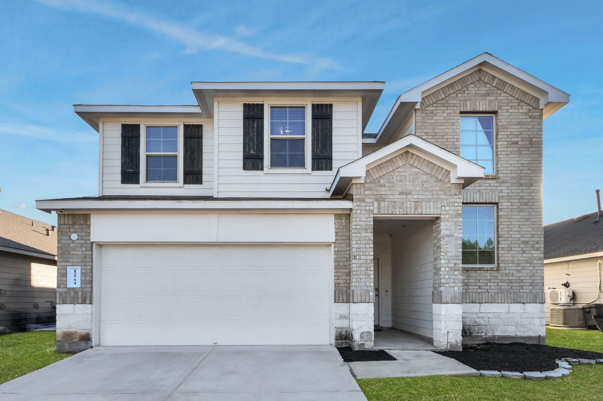 12754 Landon Light Lane