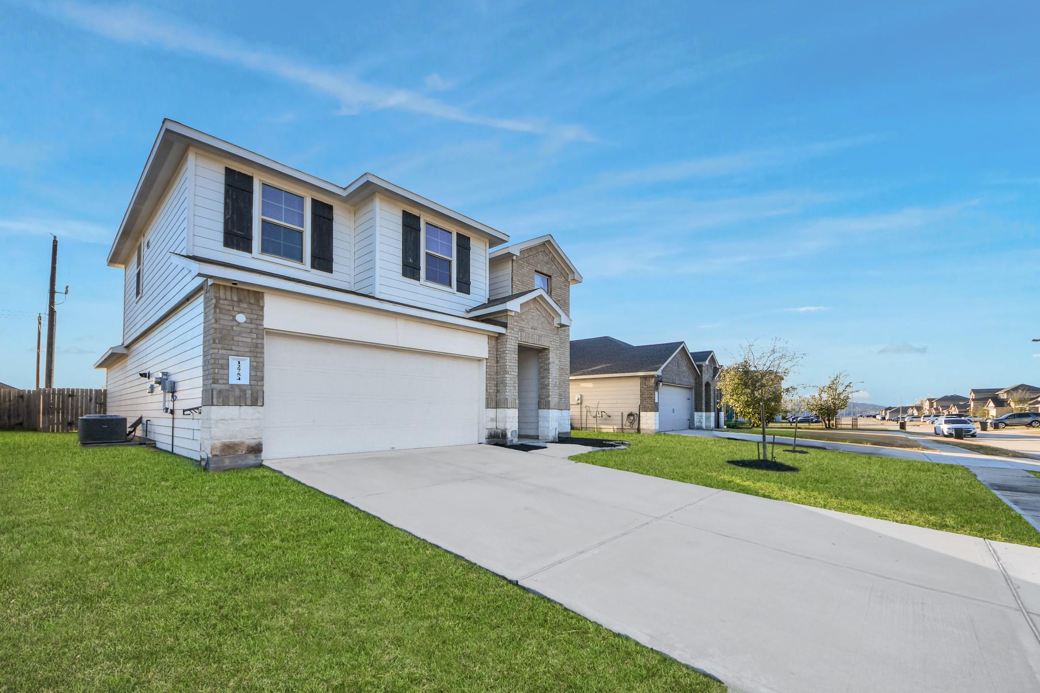 12754 Landon Light Lane