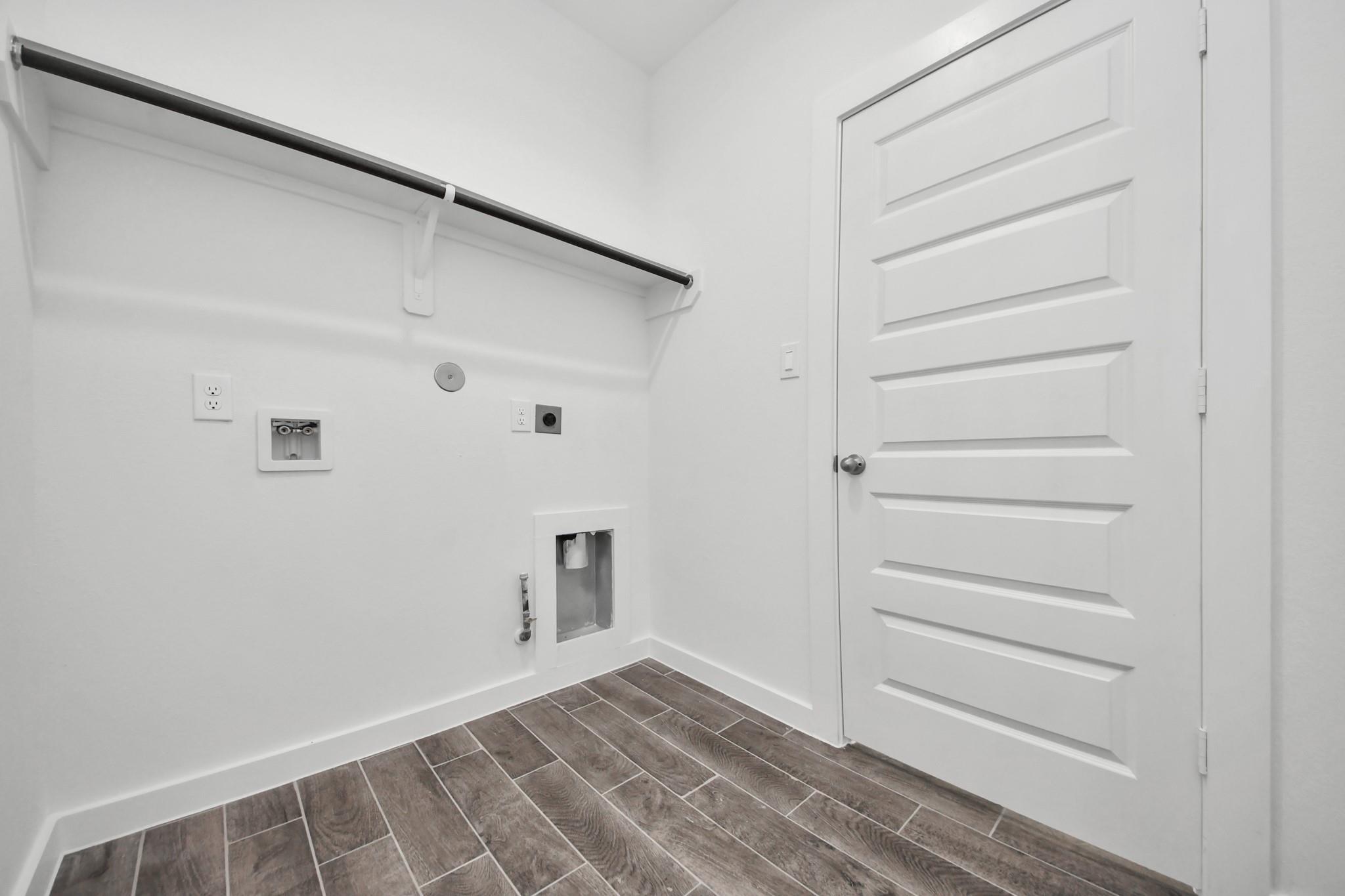 18530 Athena Flower Drive