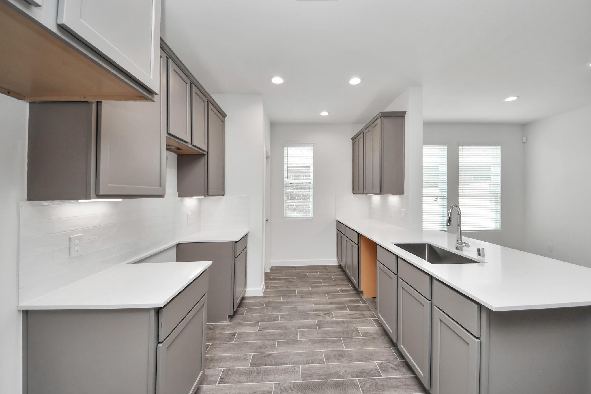 18530 Athena Flower Drive