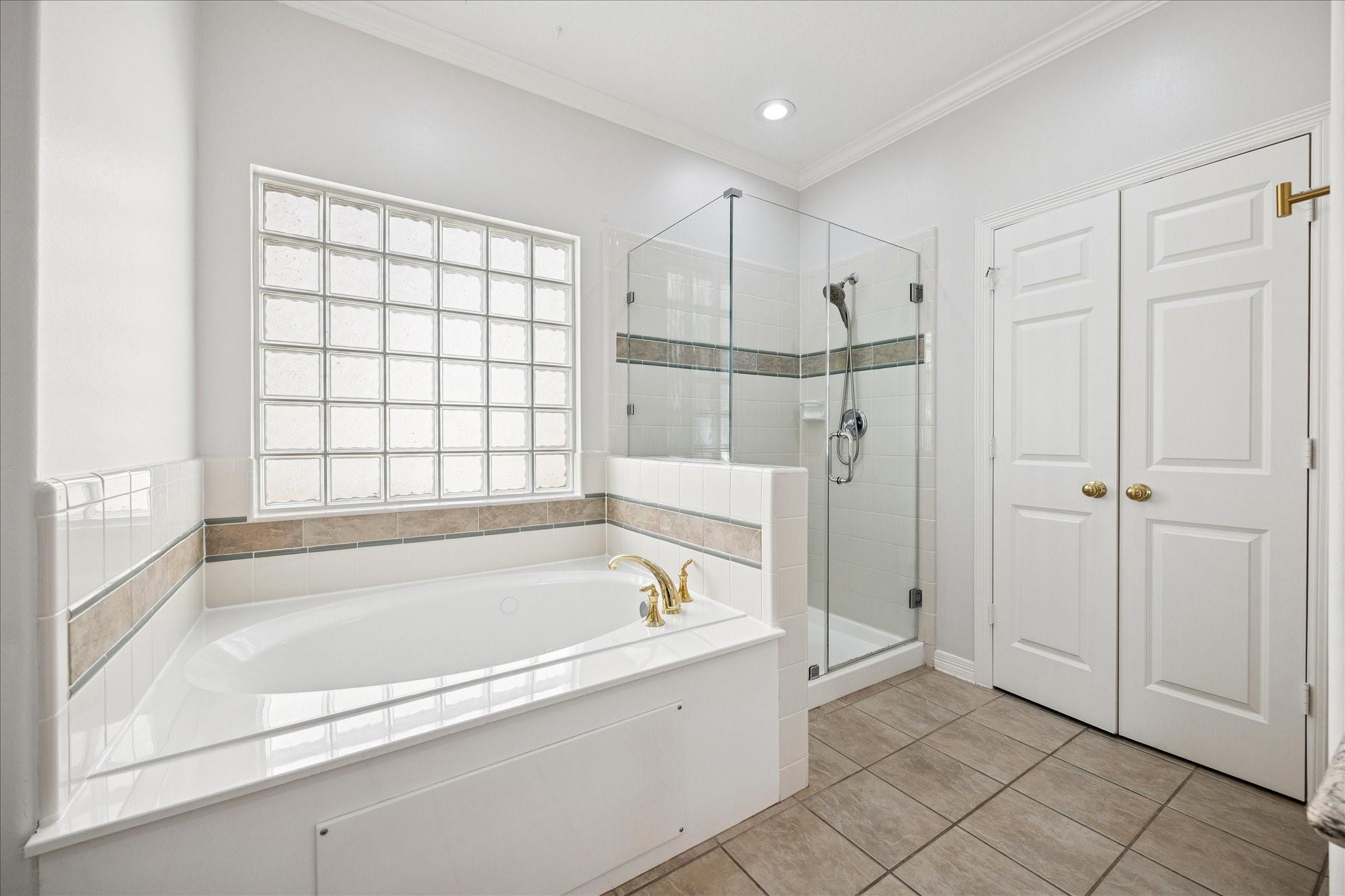 2667 Shady Acres Landing, Houston