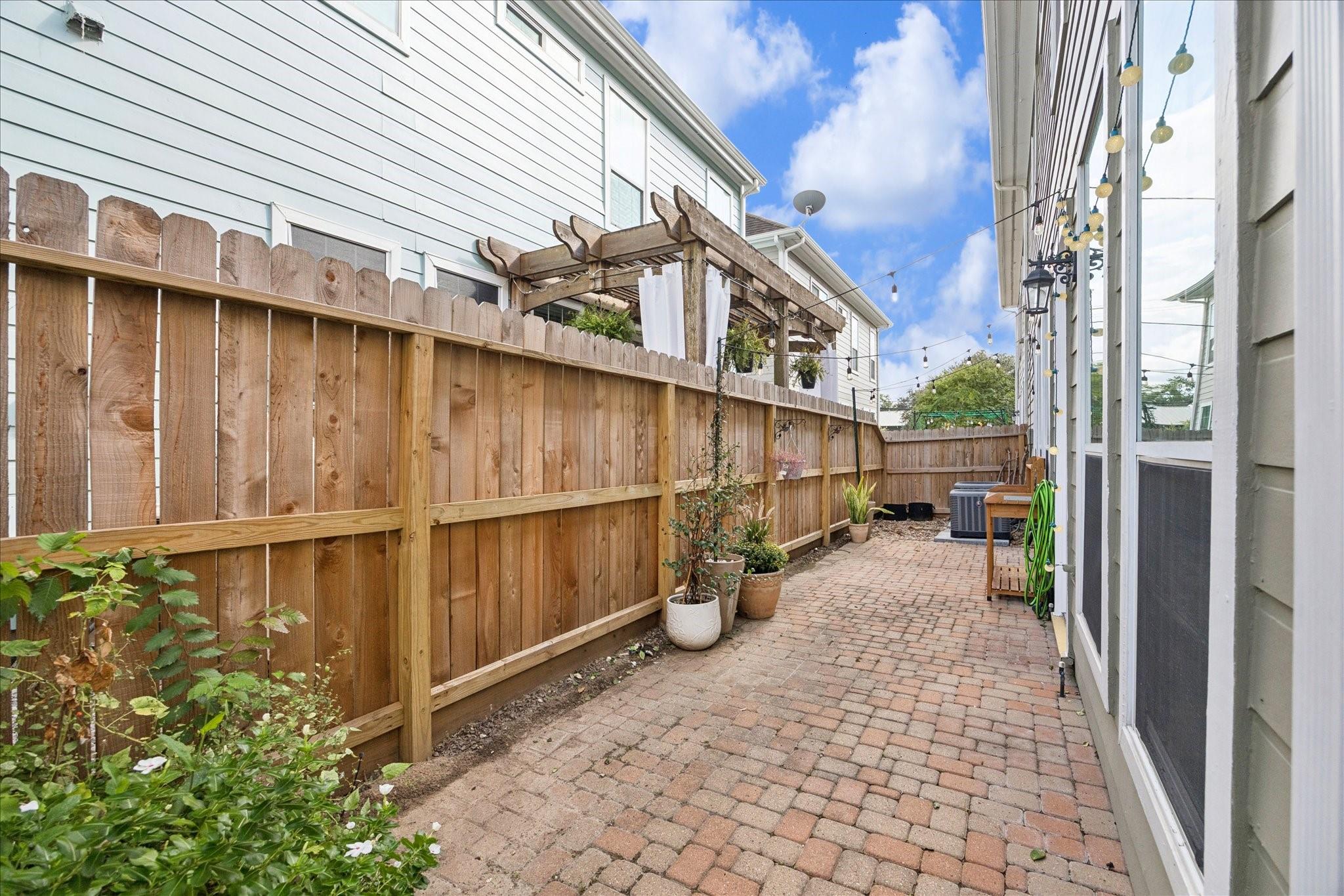 2667 Shady Acres Landing, Houston