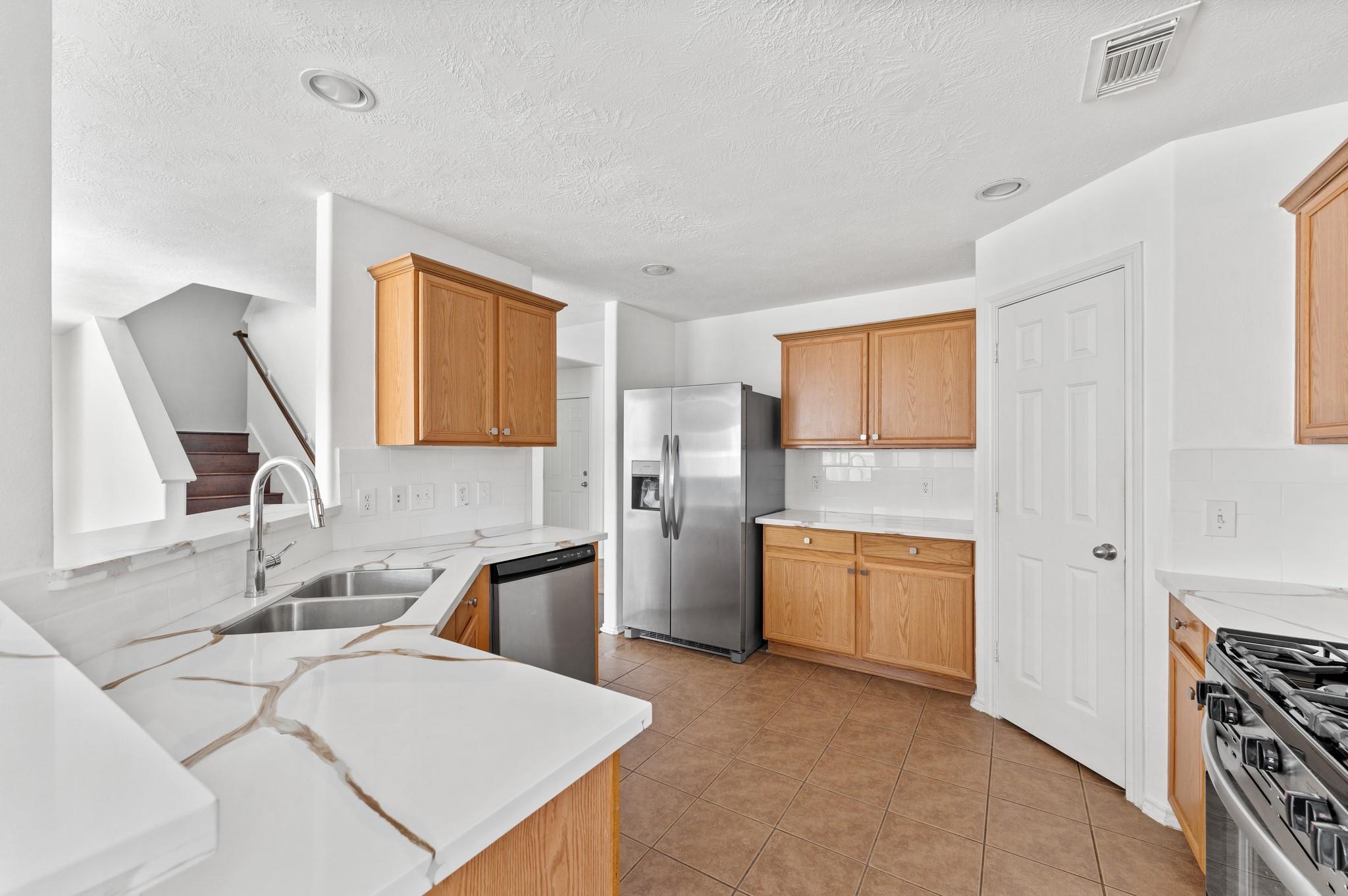 6 Druids Glen Place