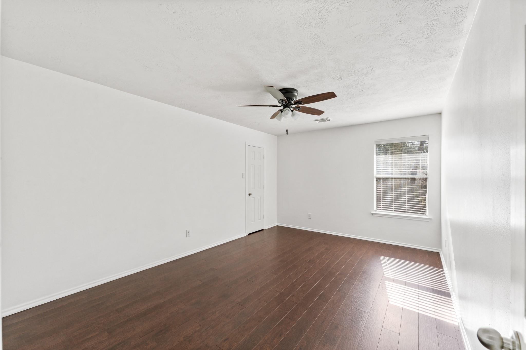 6 Druids Glen Place