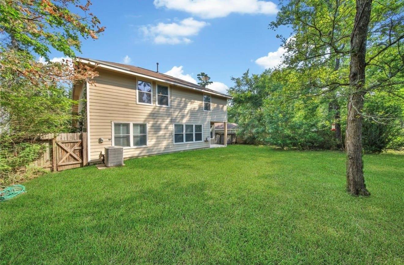 6 Druids Glen Place