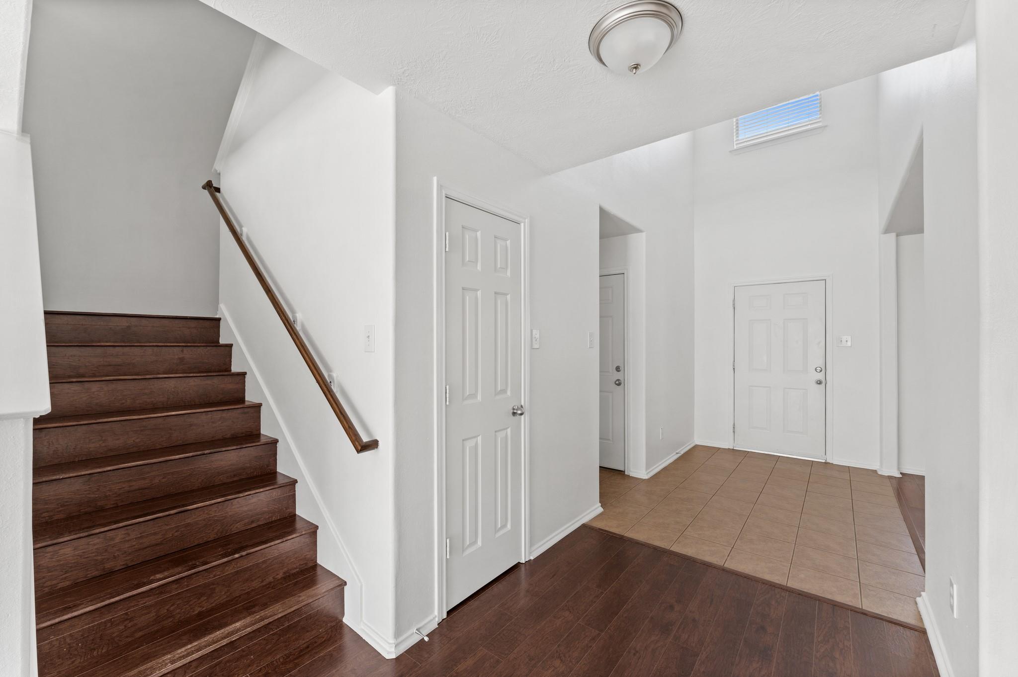 6 Druids Glen Place