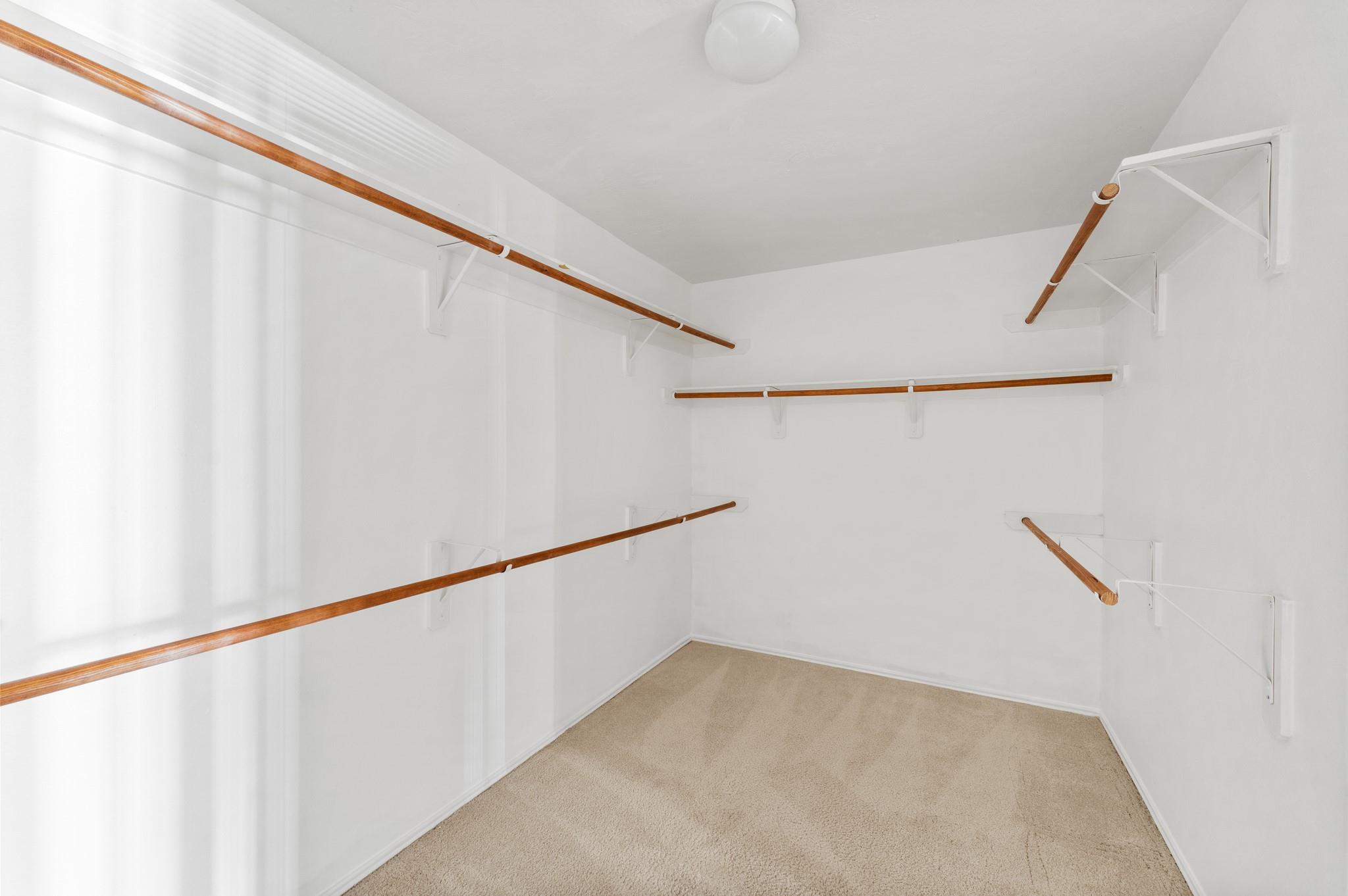 6 Druids Glen Place