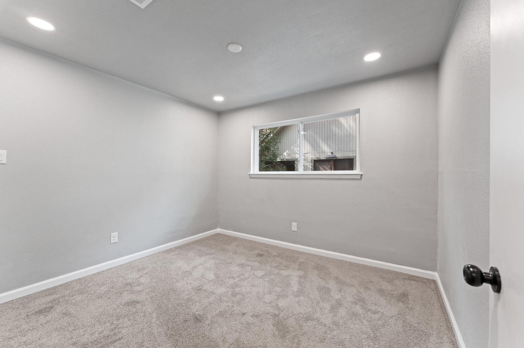 2 Dewthread Court