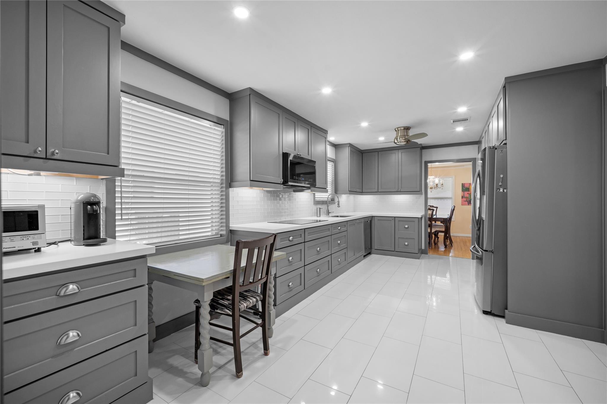 7615 Del Rey Lane