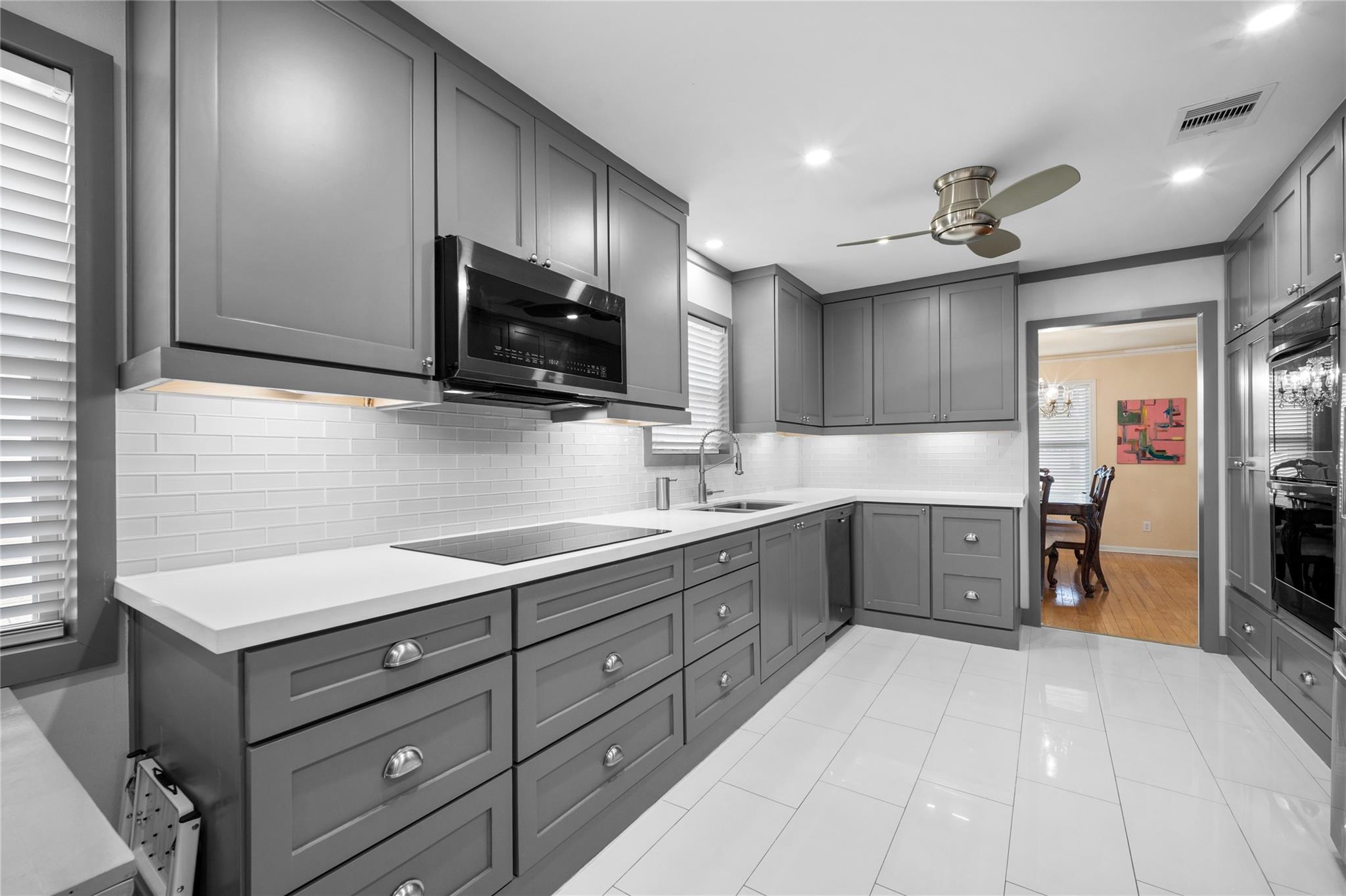 7615 Del Rey Lane