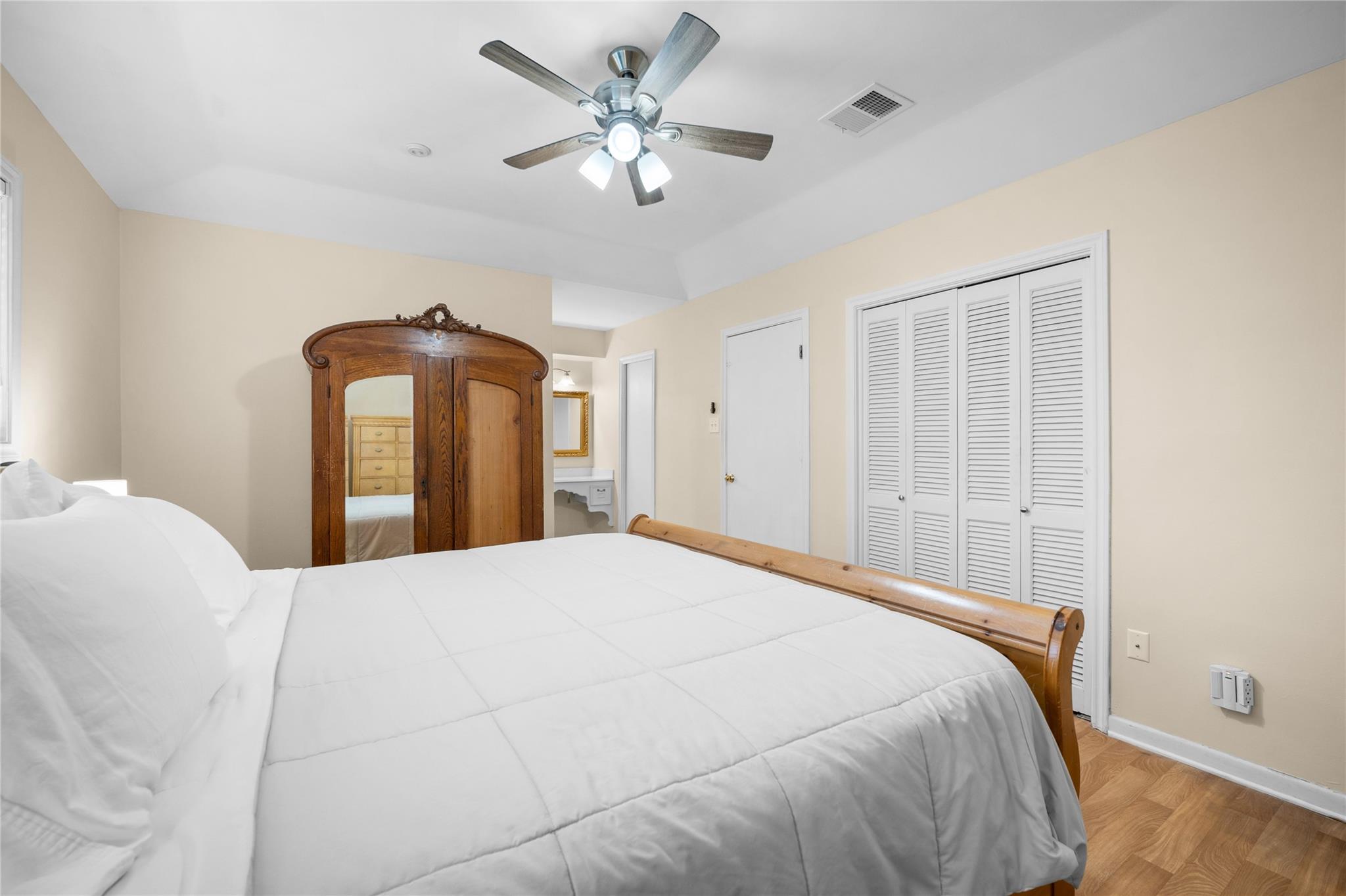 7615 Del Rey Lane