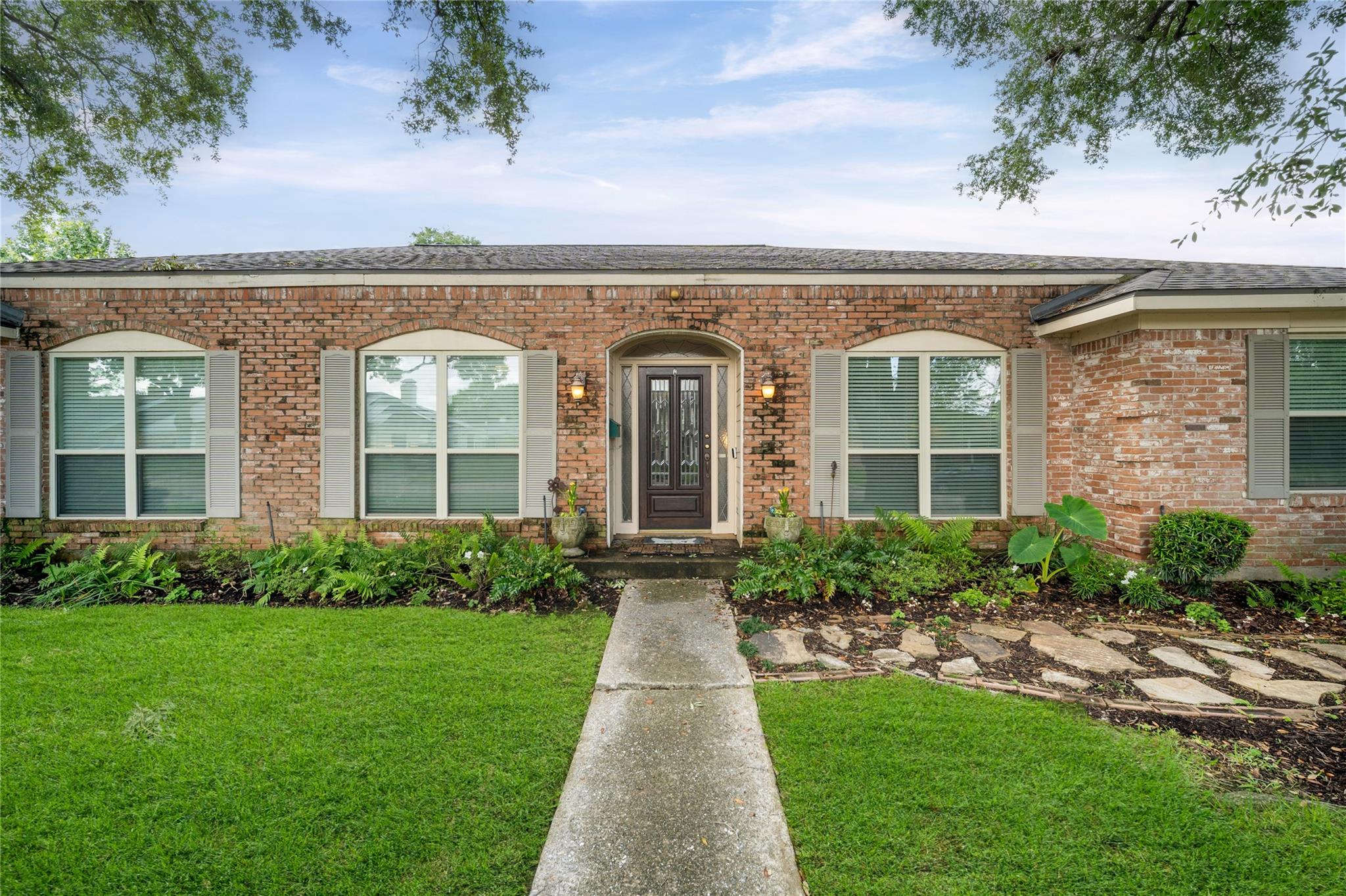 7615 Del Rey Lane