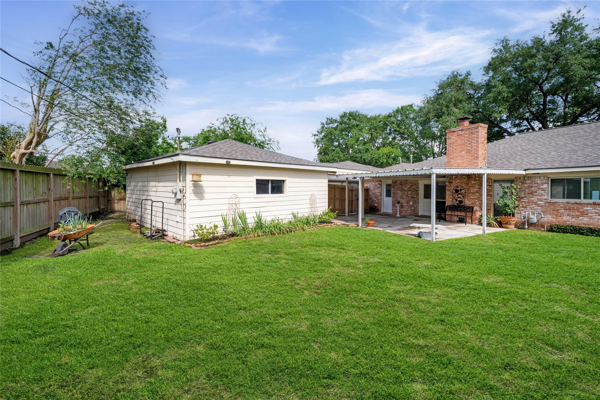 7615 Del Rey Lane