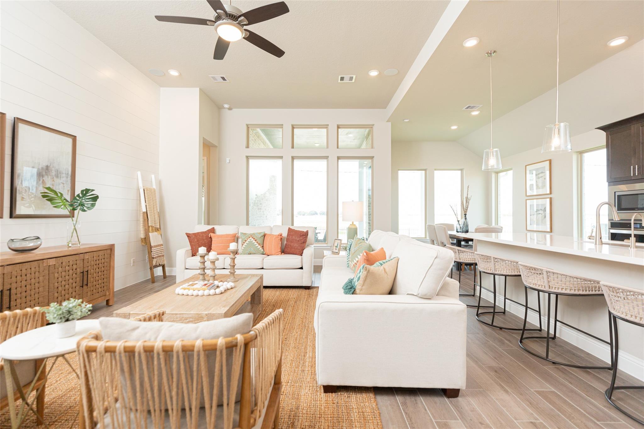 21210 Prancing Pony Trail