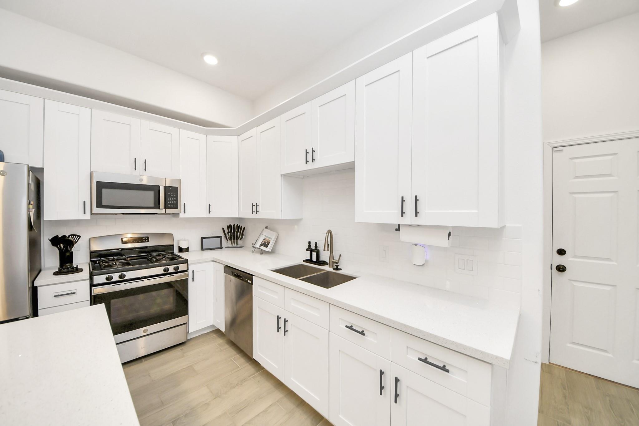 4613 Ireland Street # B