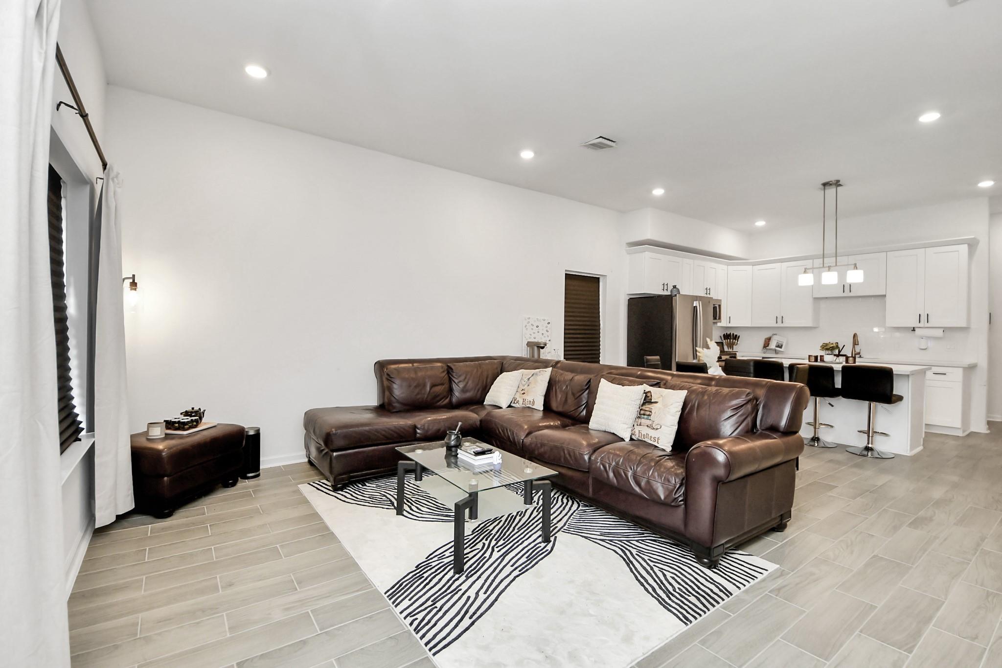 4613 Ireland Street # B