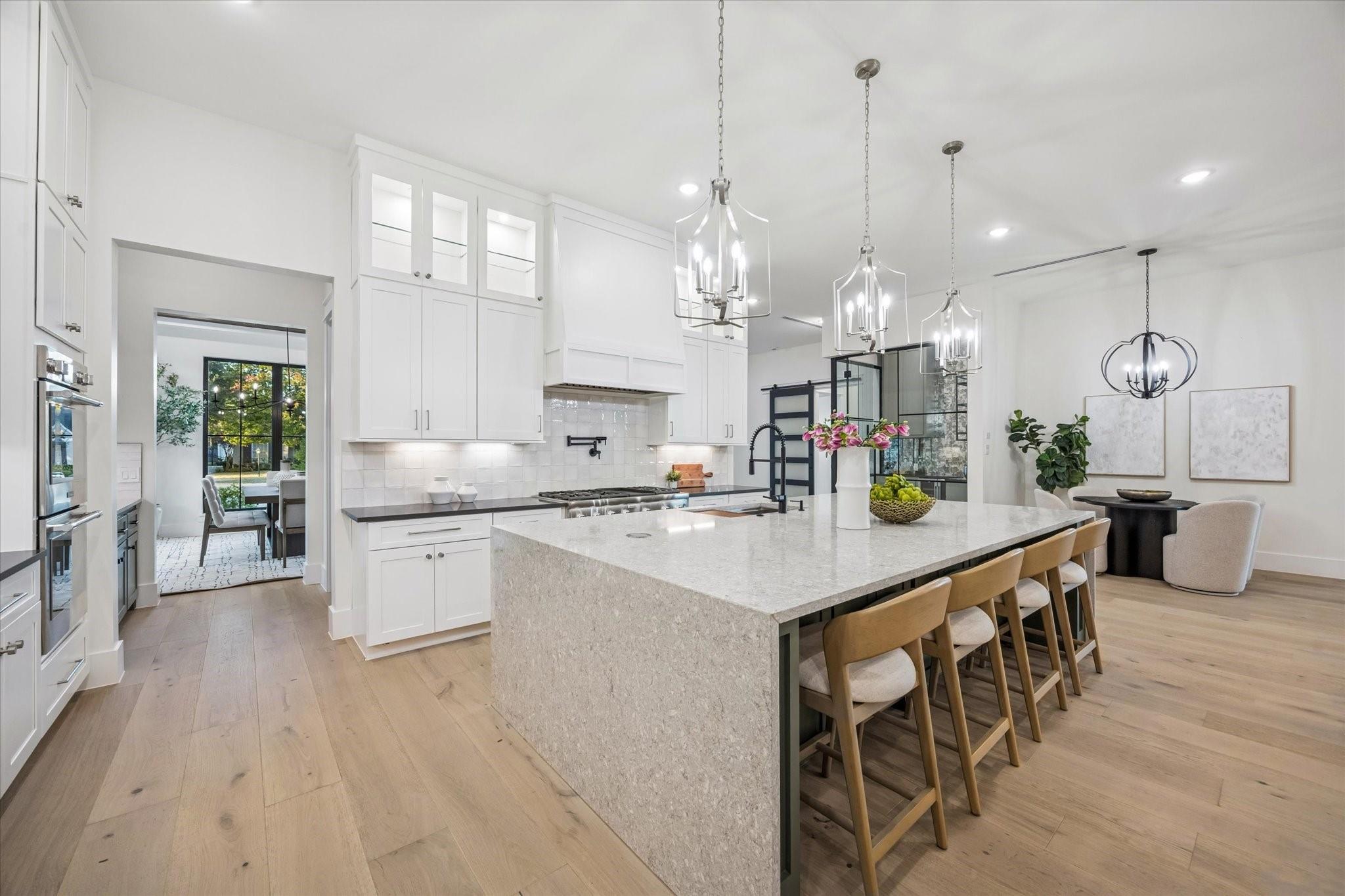 431 W 30th Street