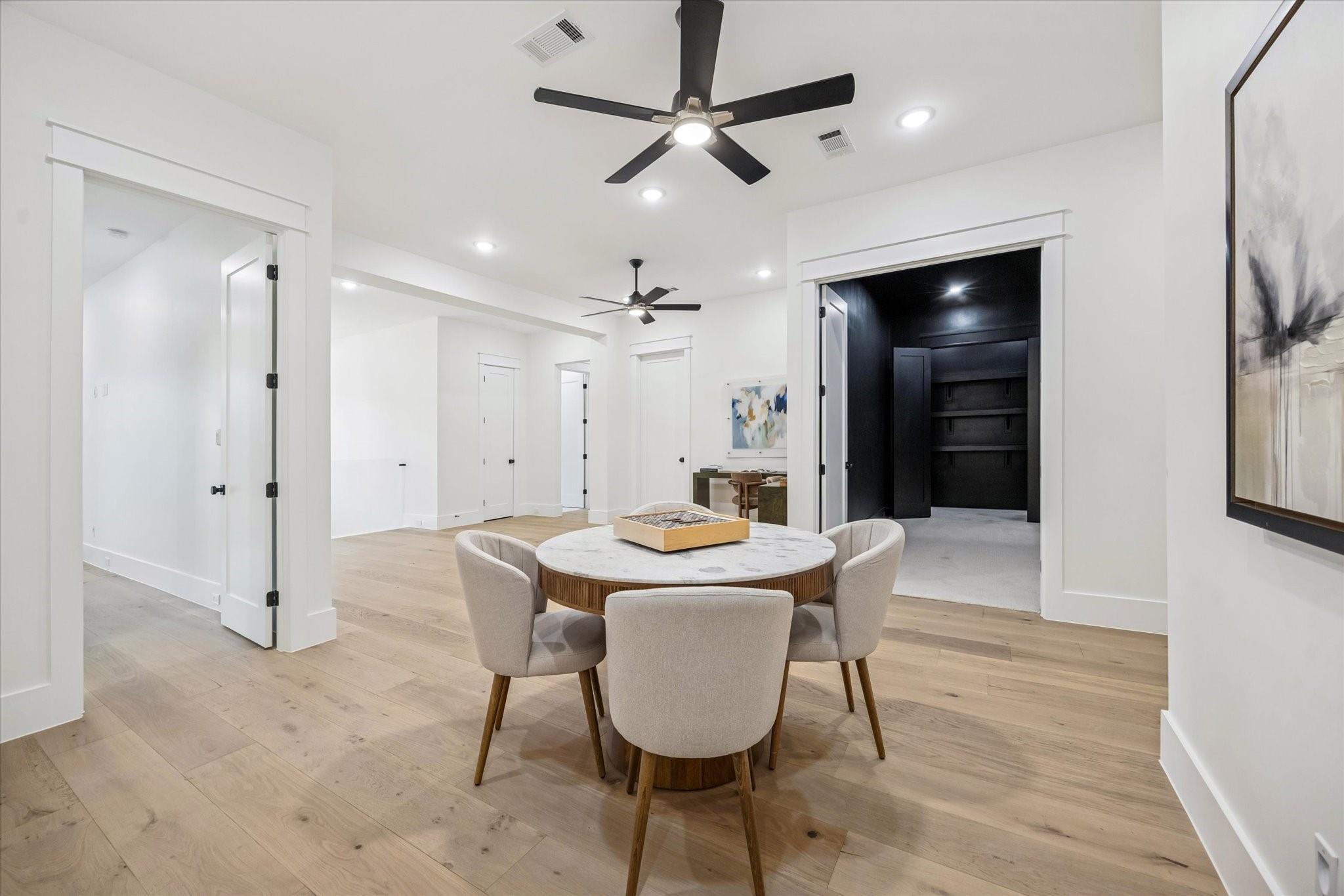 431 W 30th Street
