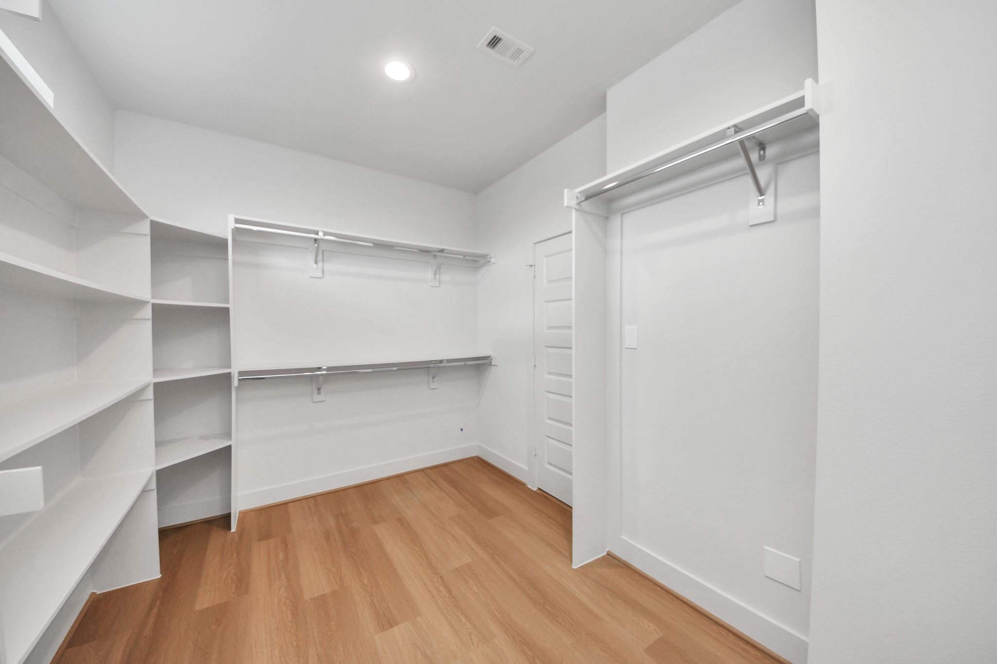 3003A Ventas Drive