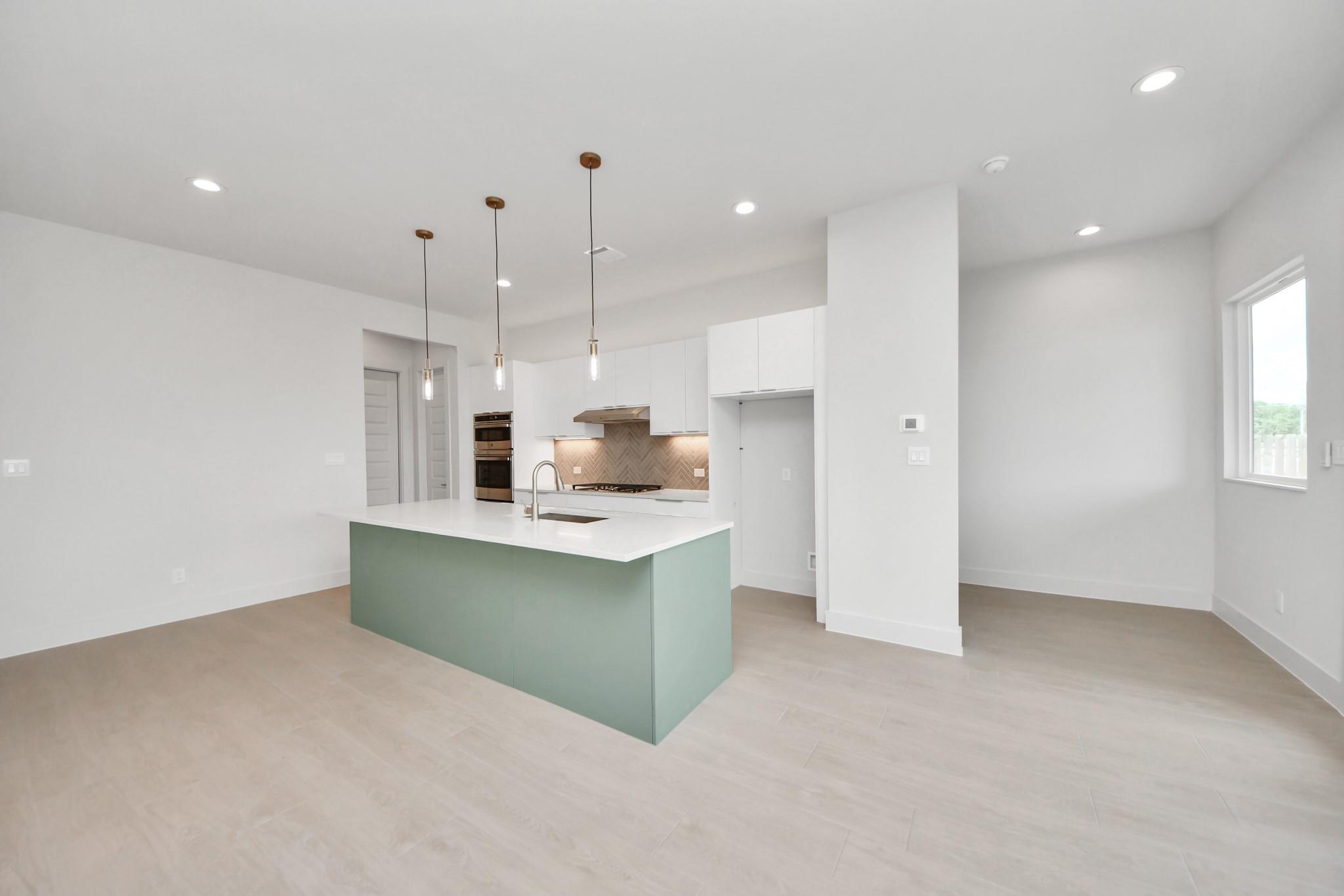 3003A Ventas Drive