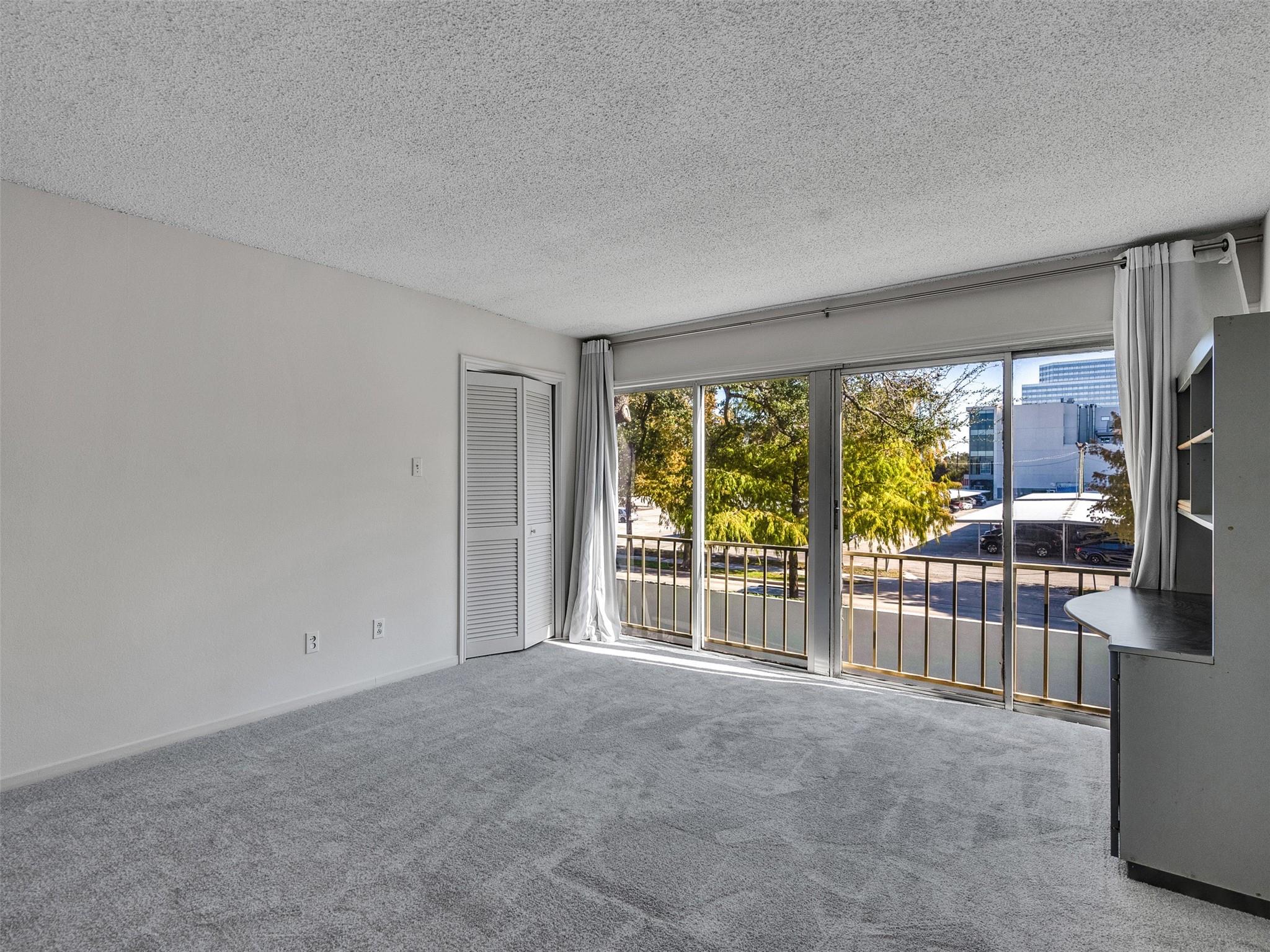 5050 Ambassador Way # 218