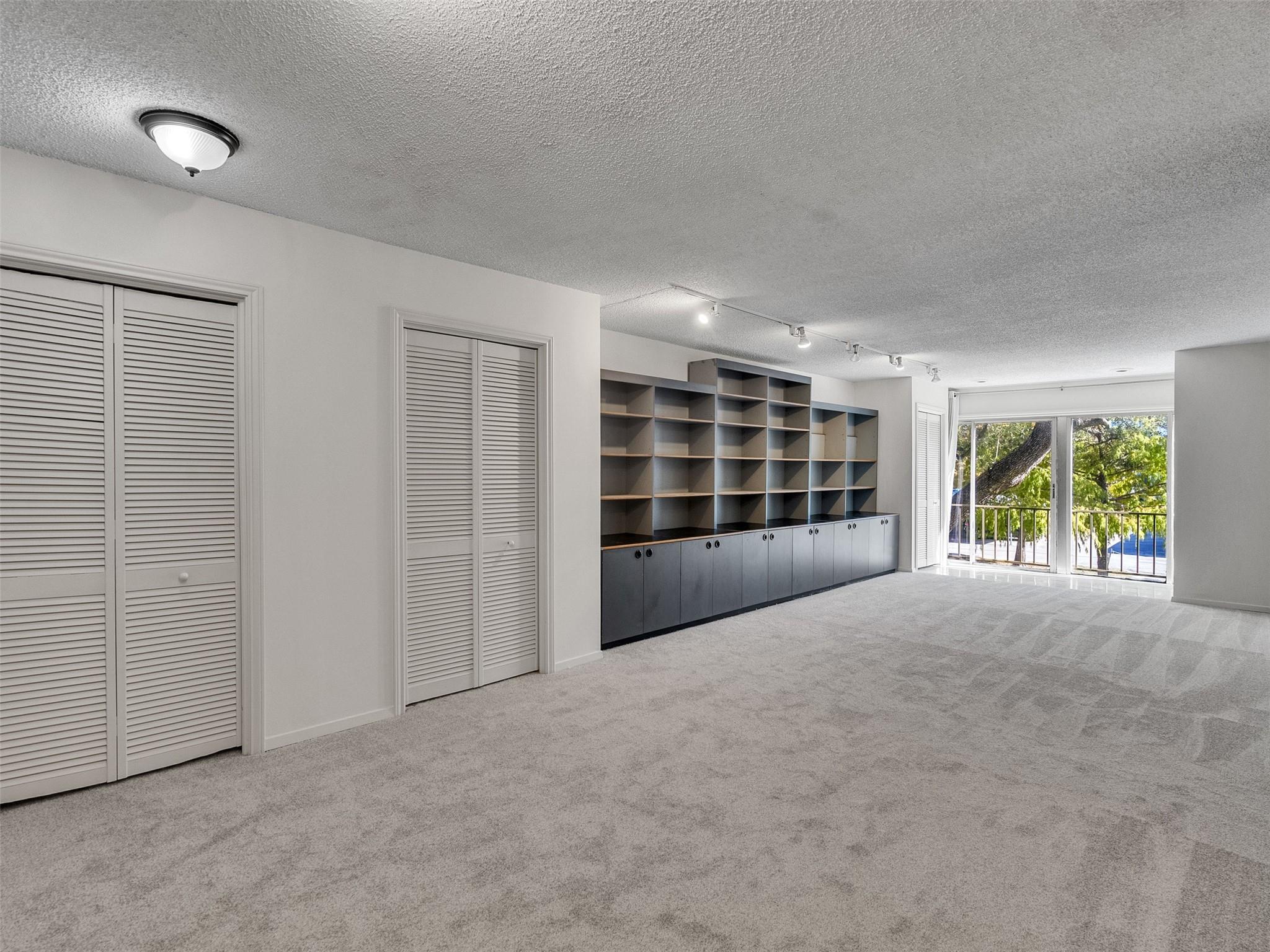 5050 Ambassador Way # 218