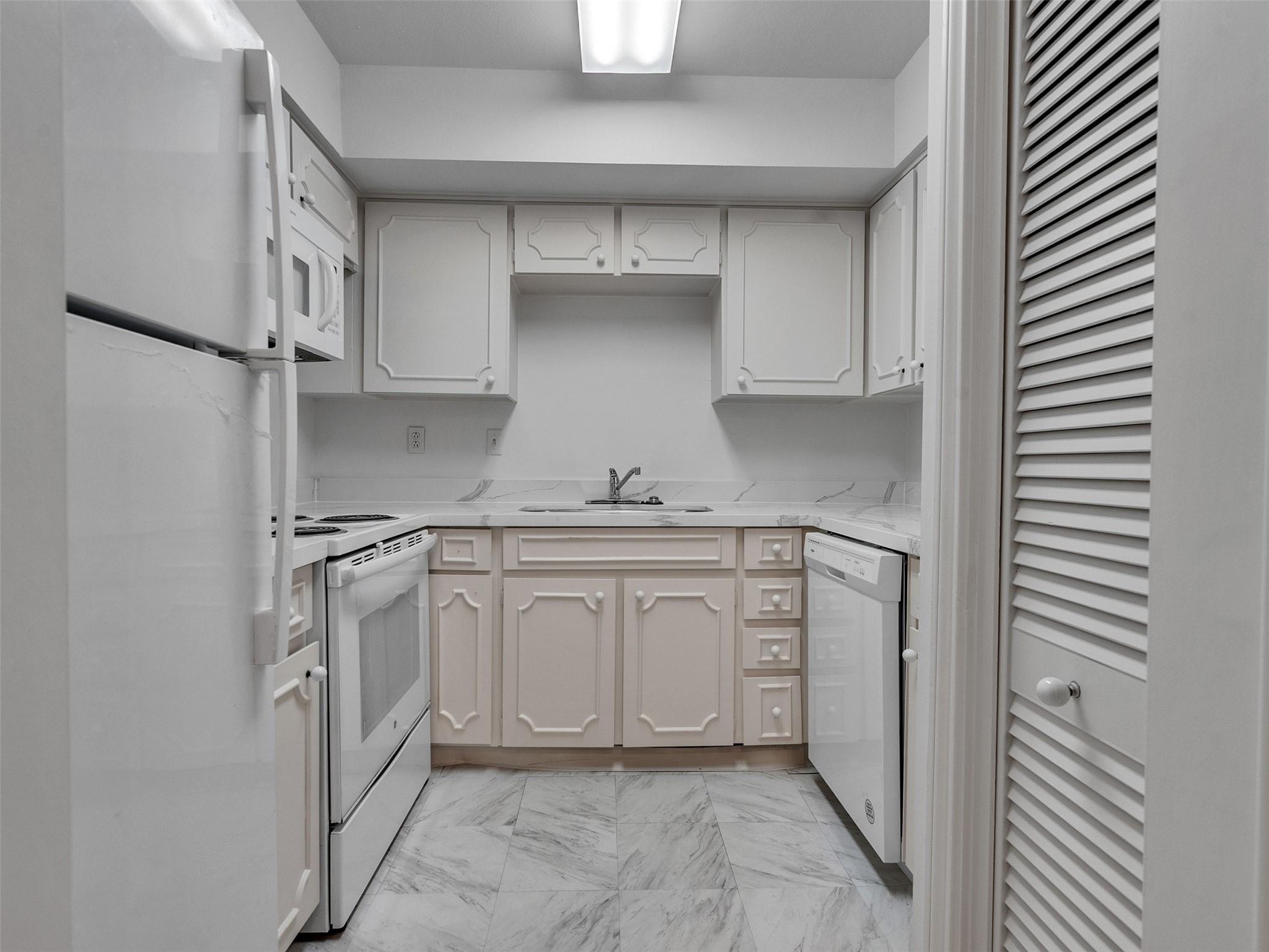 5050 Ambassador Way # 218