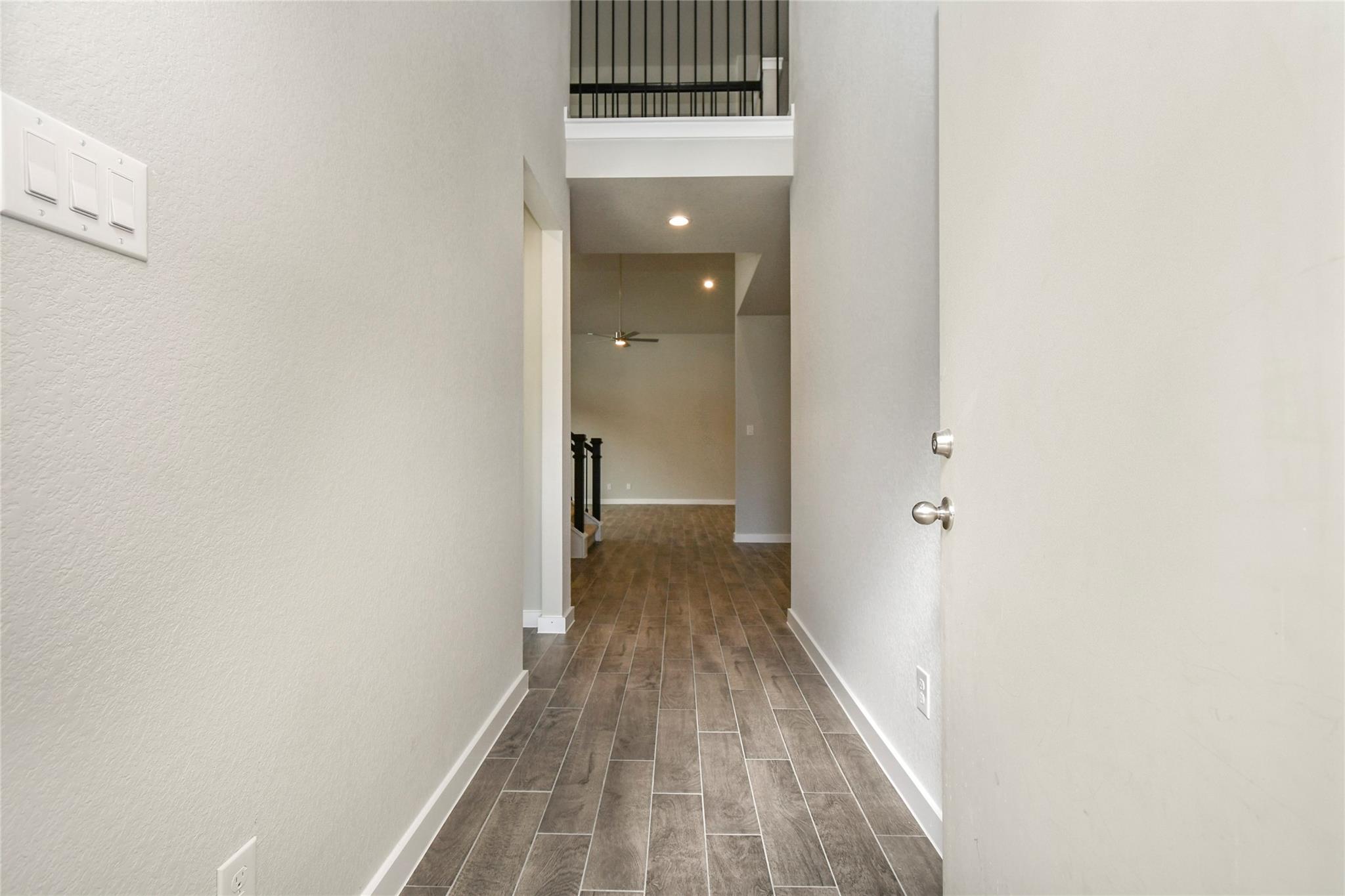 15207 Statice Trail