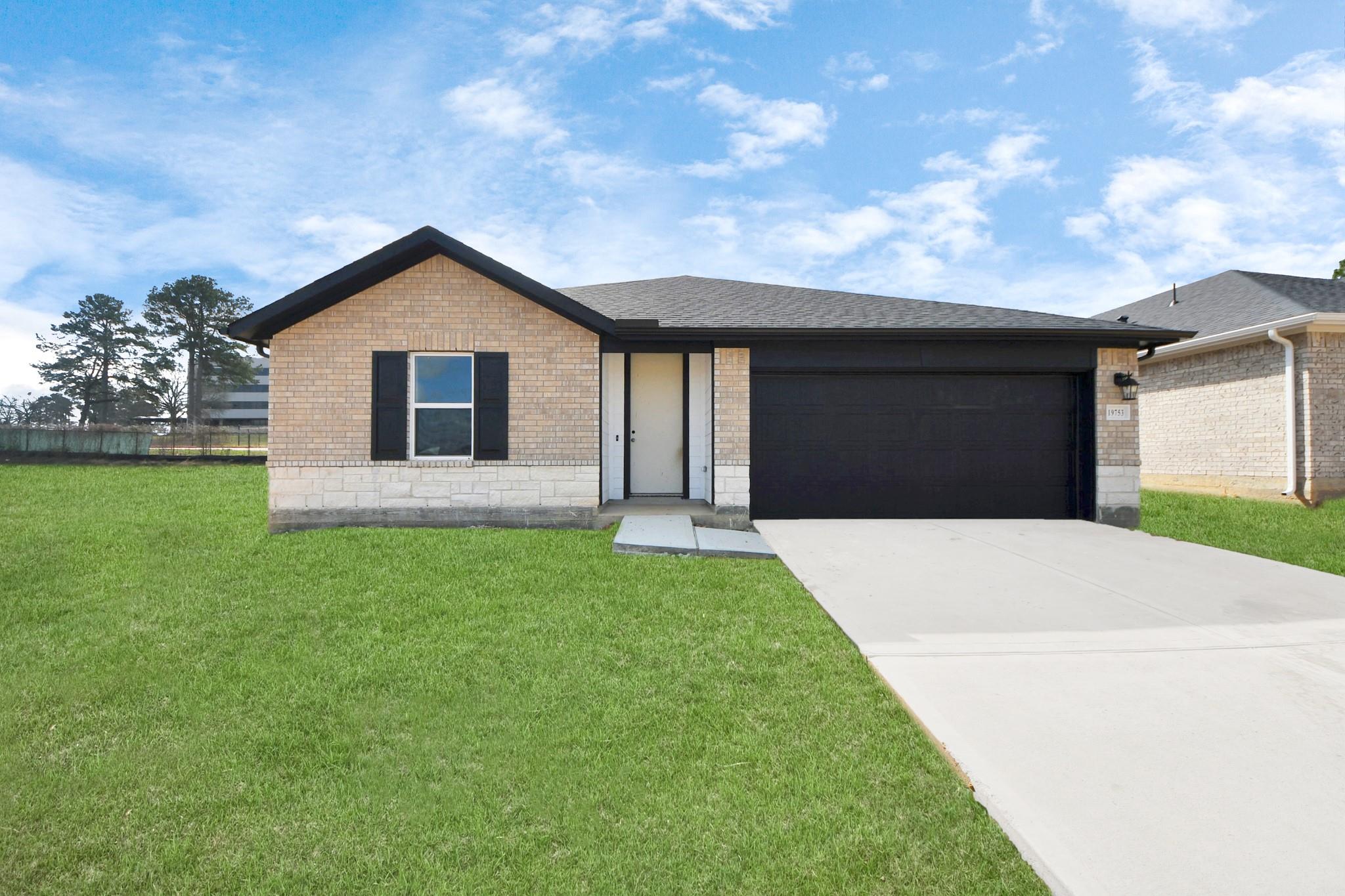 19753 Flag View Drive