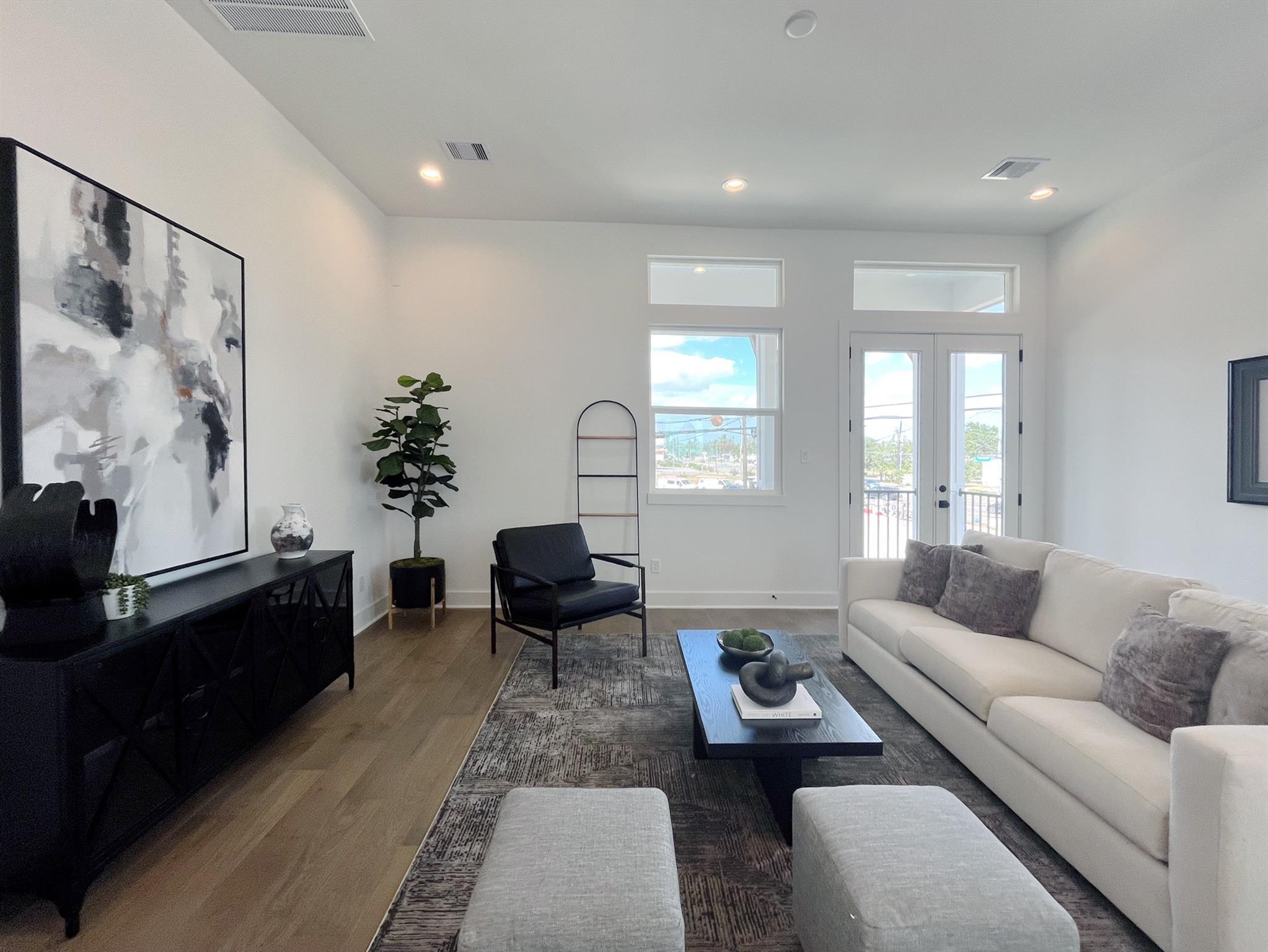 303 Marcella Street # P