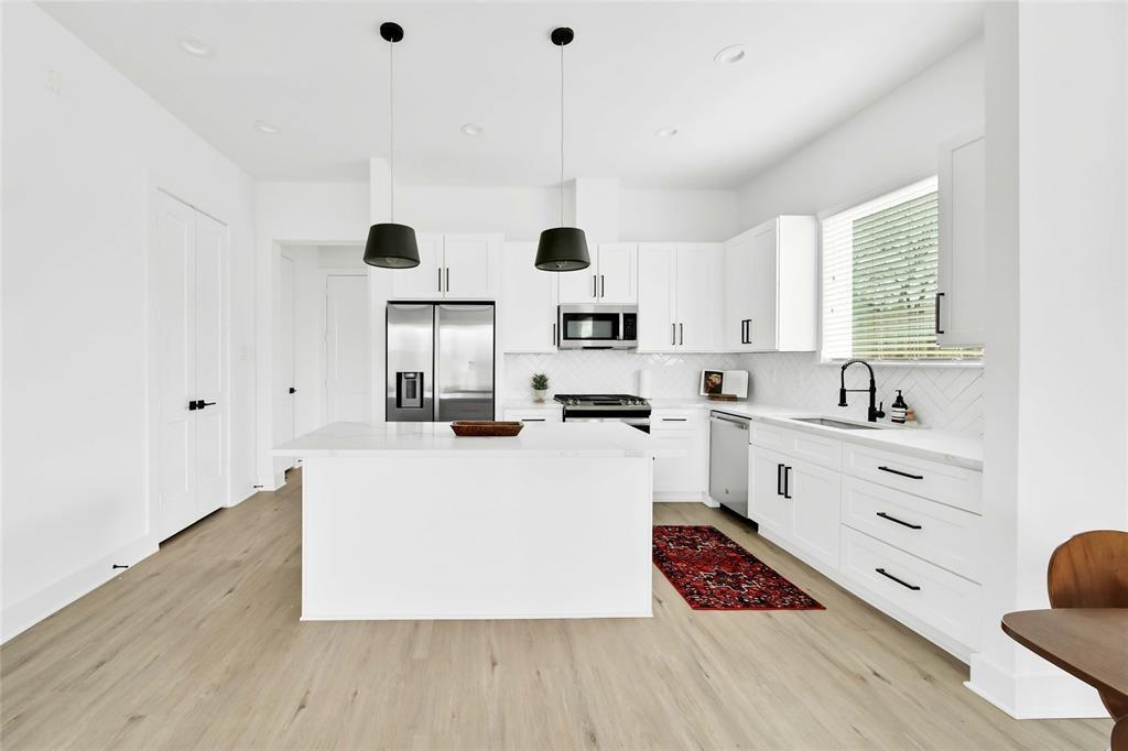 3406 Tuam Street # B