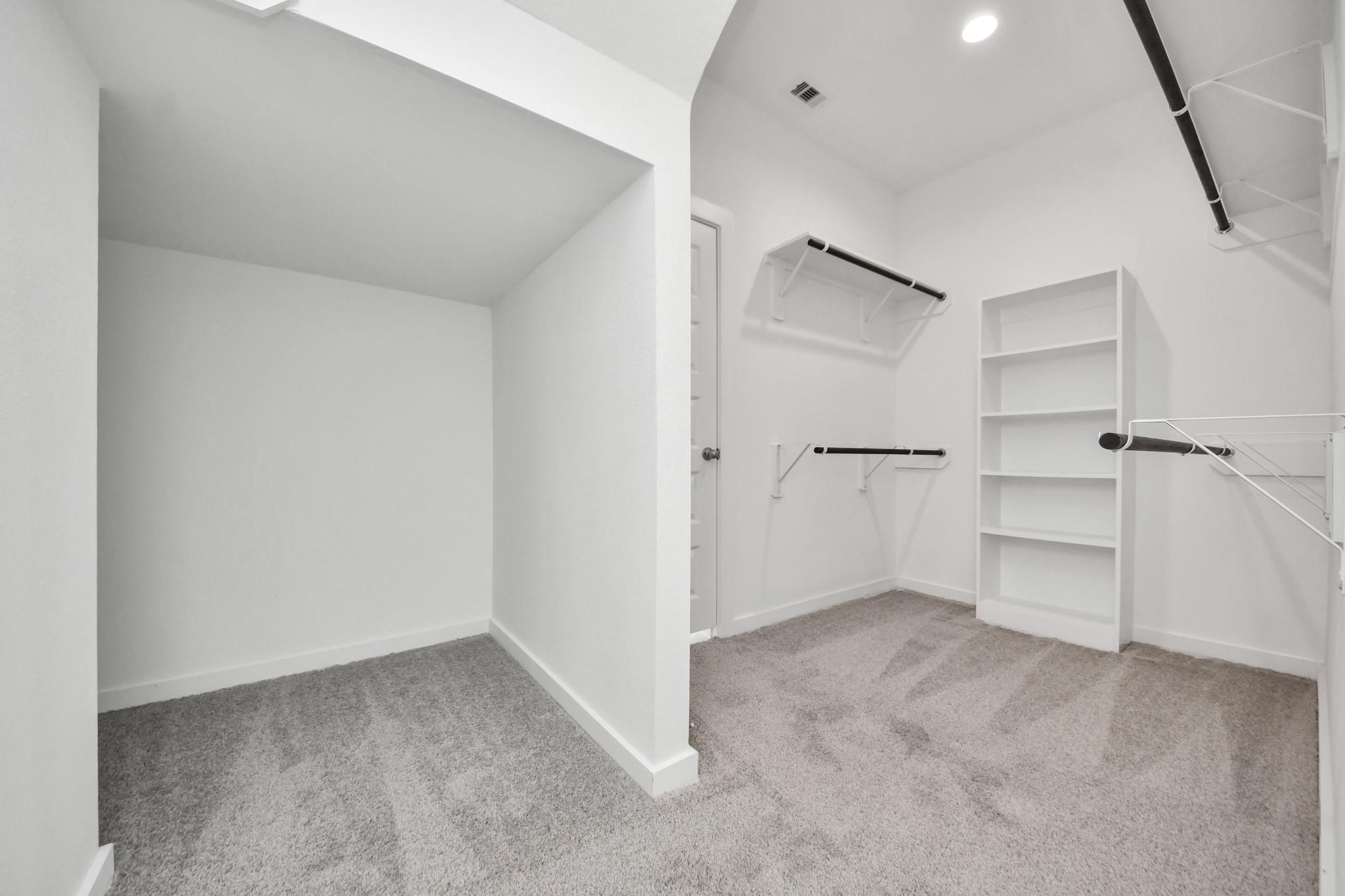 18526 Athena Flower Drive