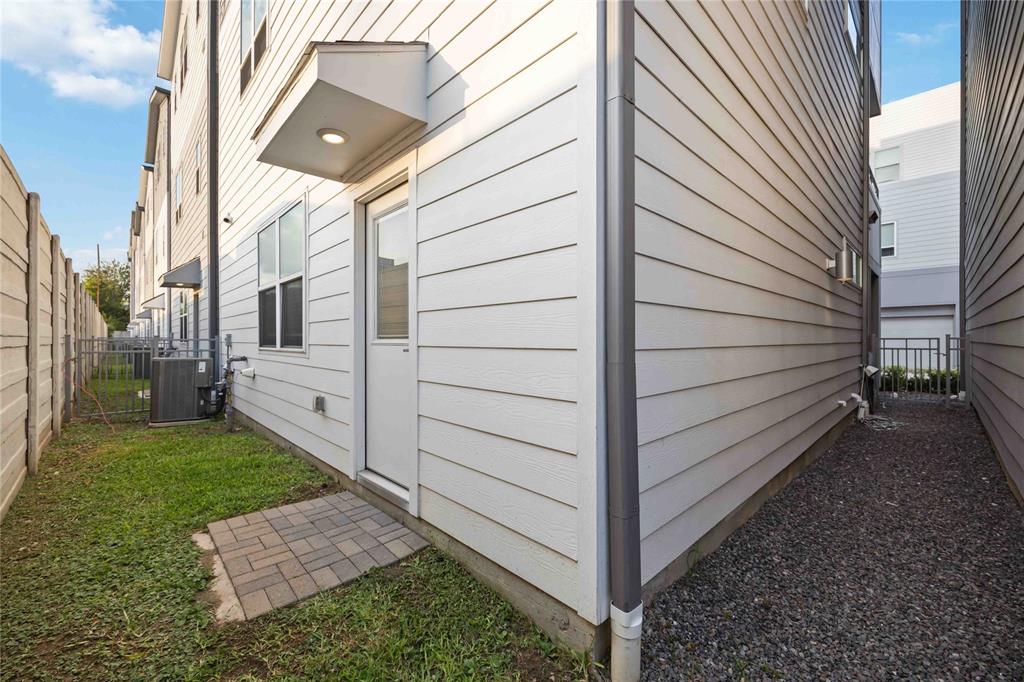 2716 Eado Grove Lane