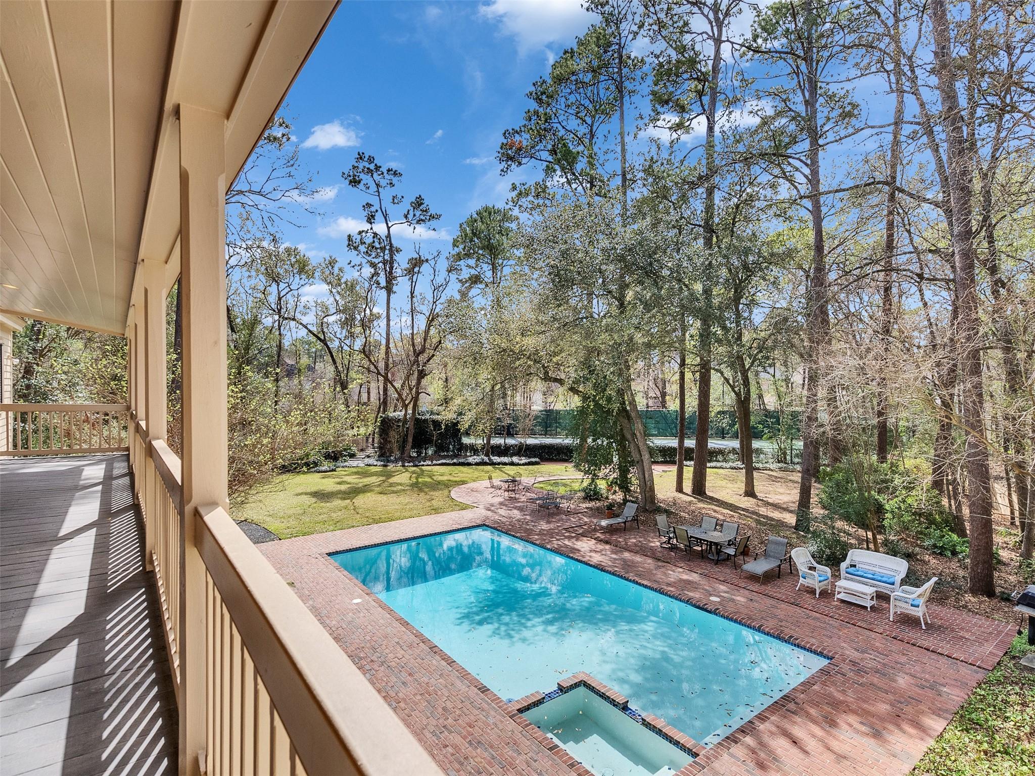 5212 Strack Road