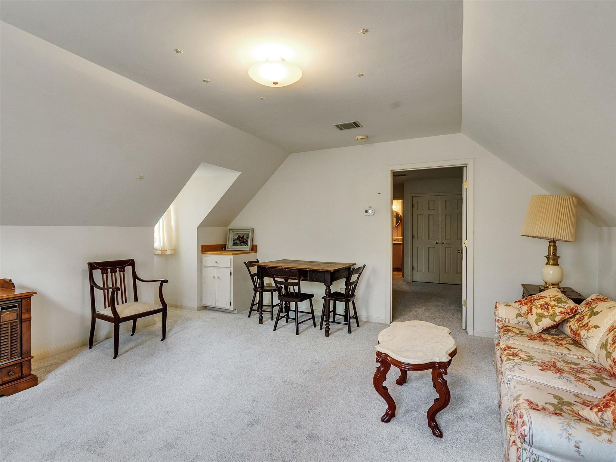 5212 Strack Road
