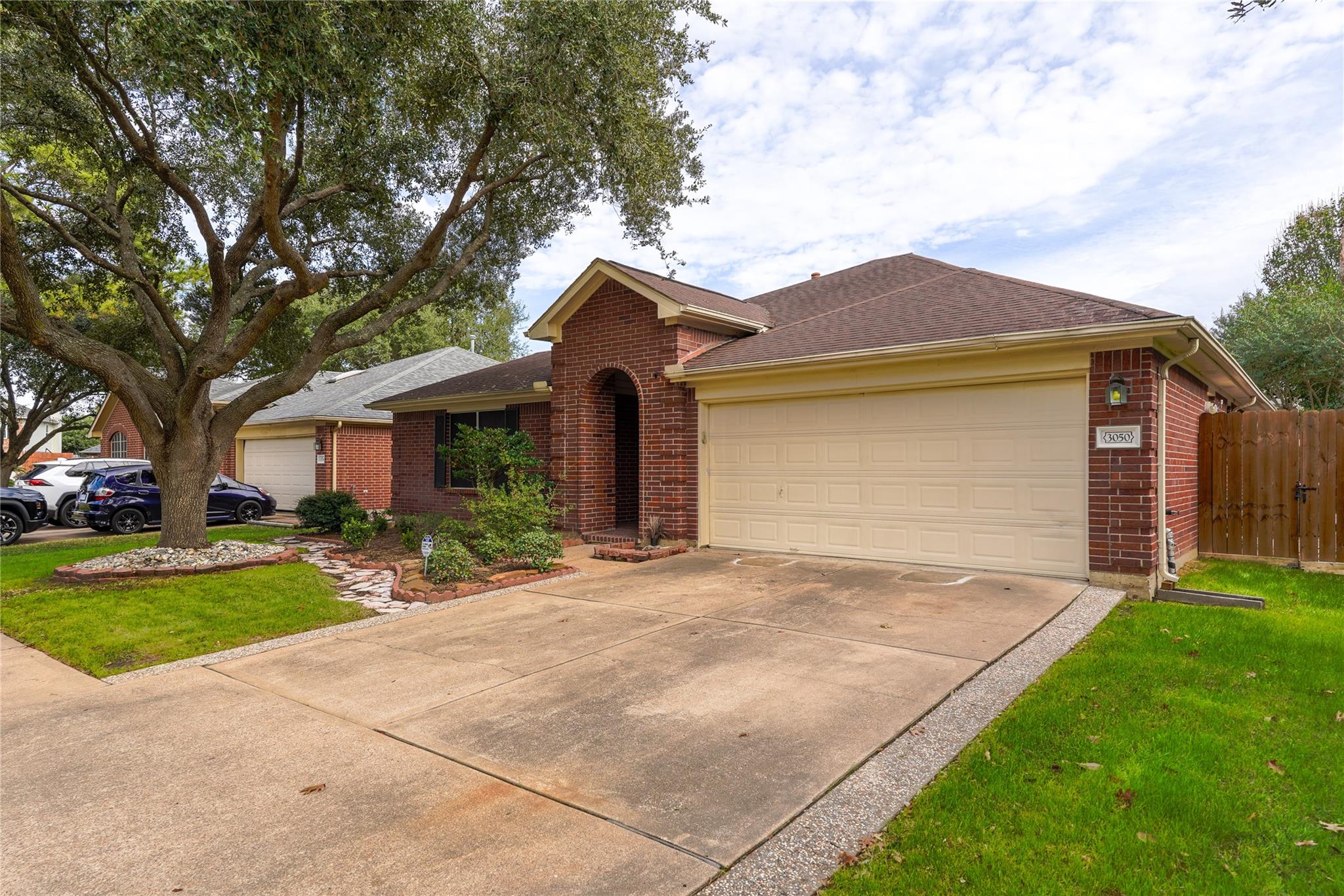 3050 Texas Oak Drive