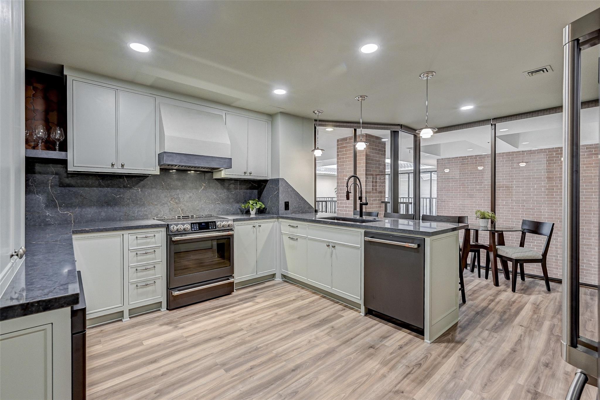 9333 Memorial Drive # 413