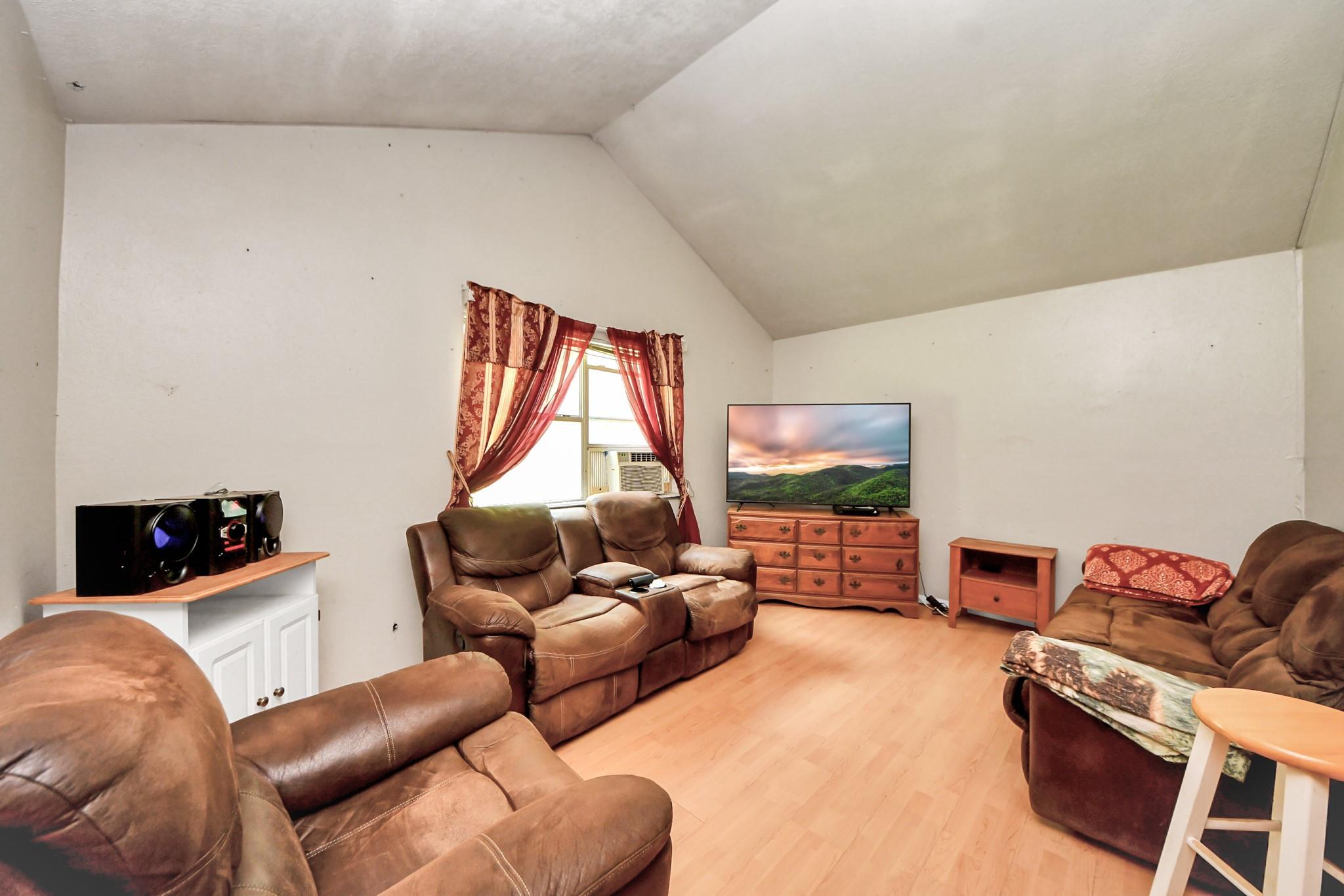 121 Elendor Drive