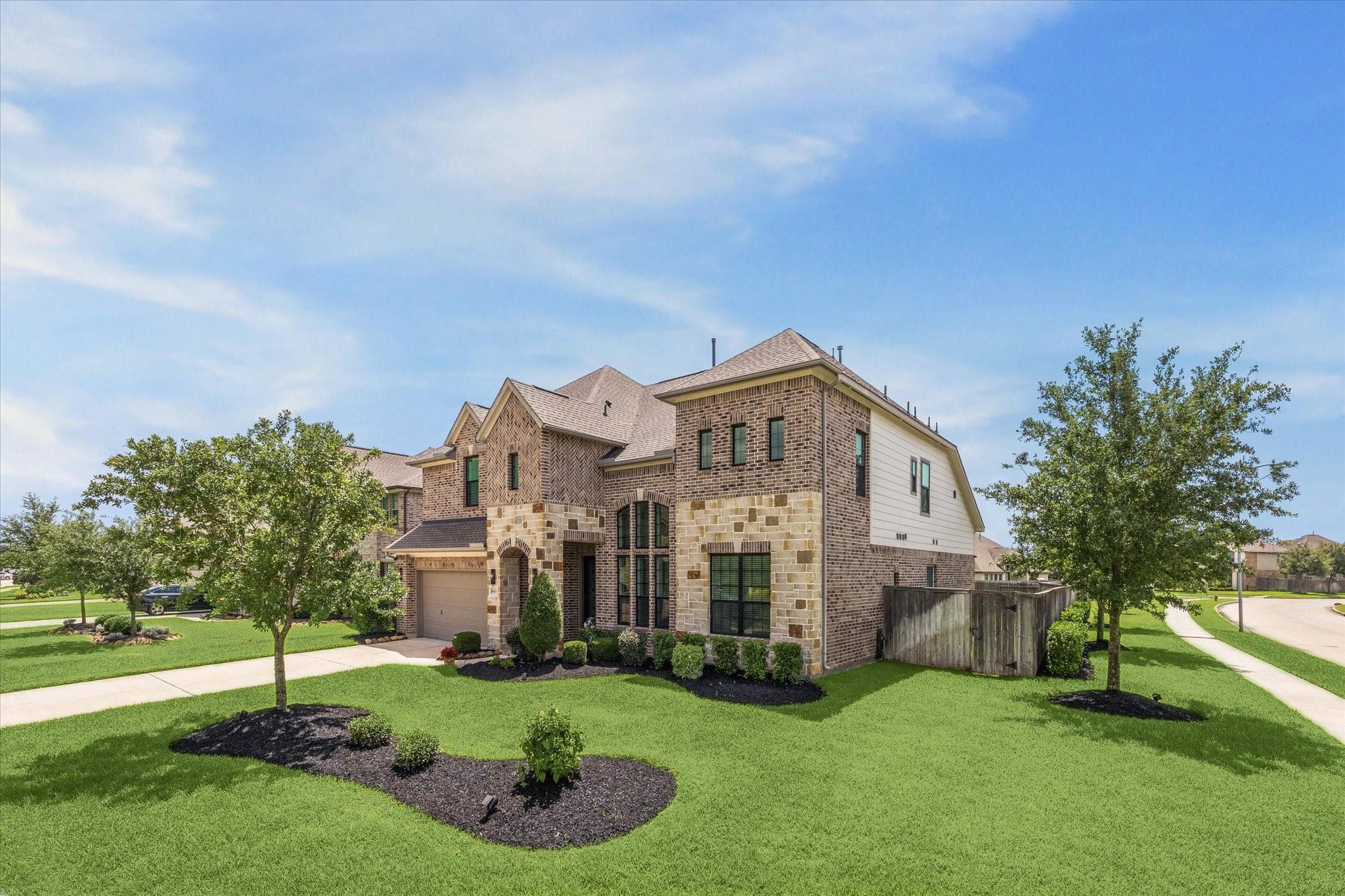 6631 Windy Hills Lane