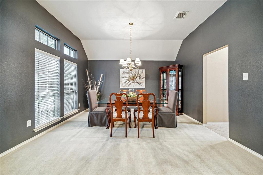 7110 Timber Post Lane