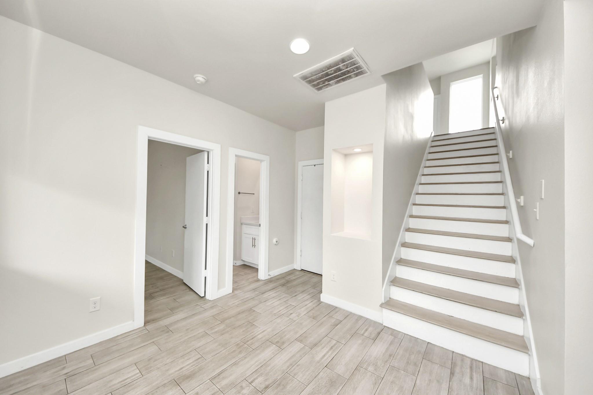 4228 Bellfort Street