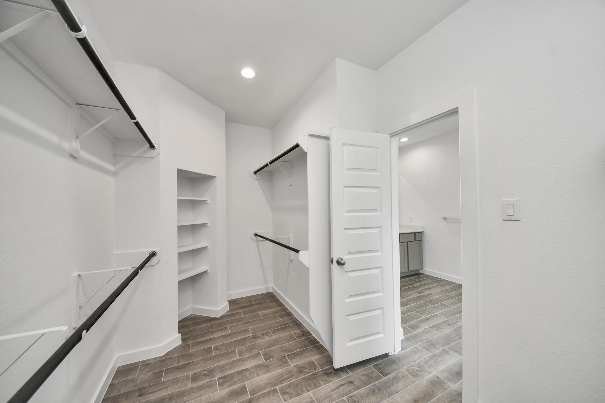 24534 Bradbury Woods Dr