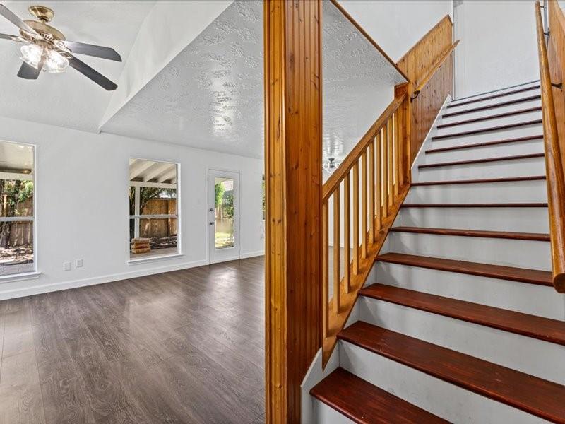 7850 Hillbarn Drive