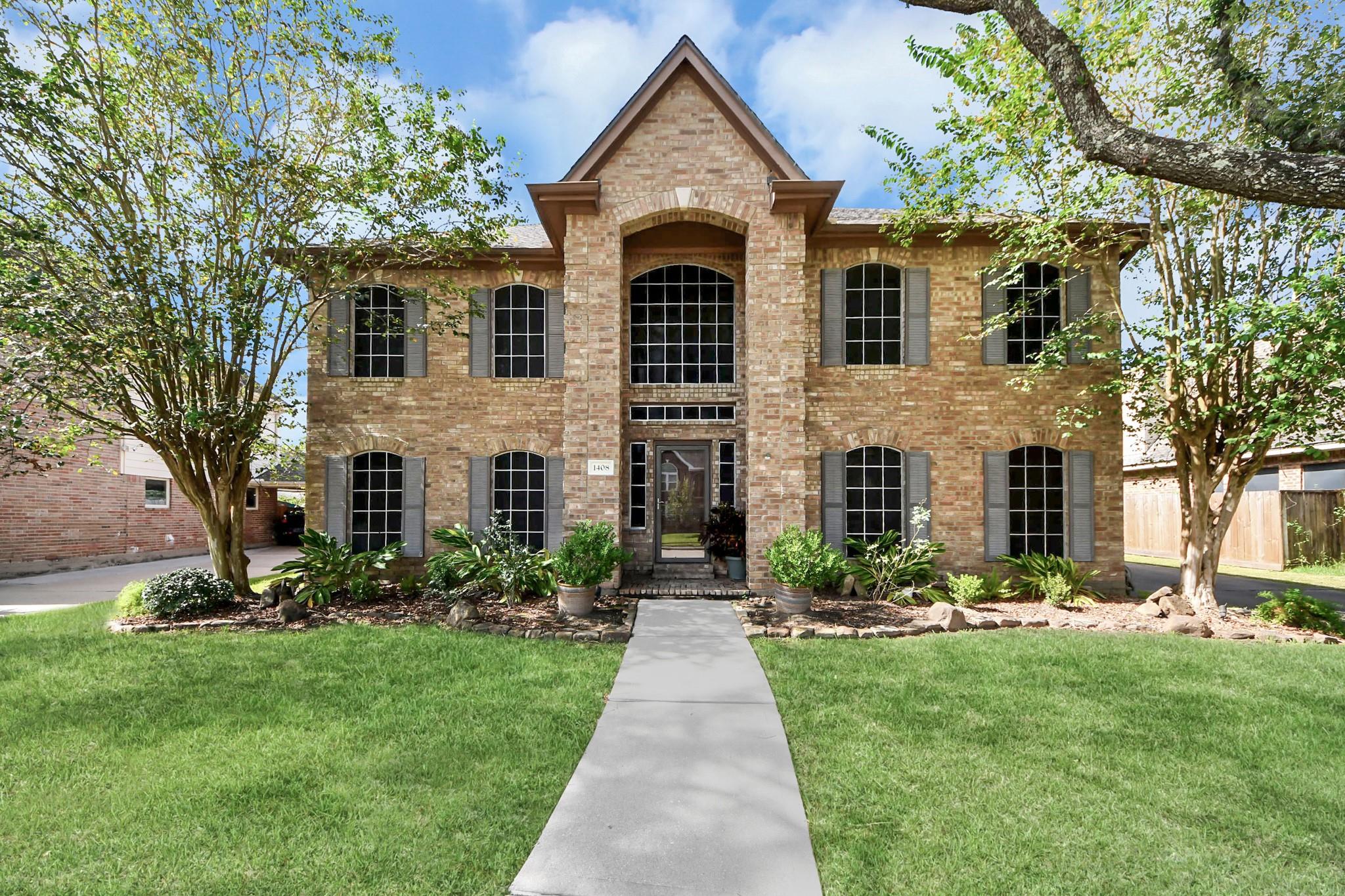 1408 N Pine Orchard Drive