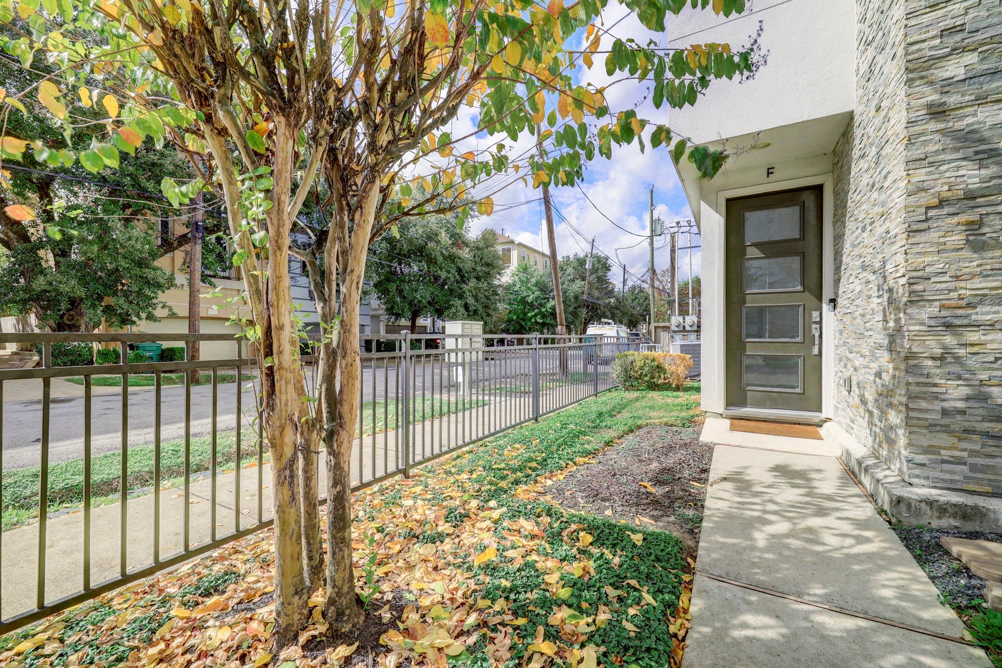 5622 Kiam Street # F