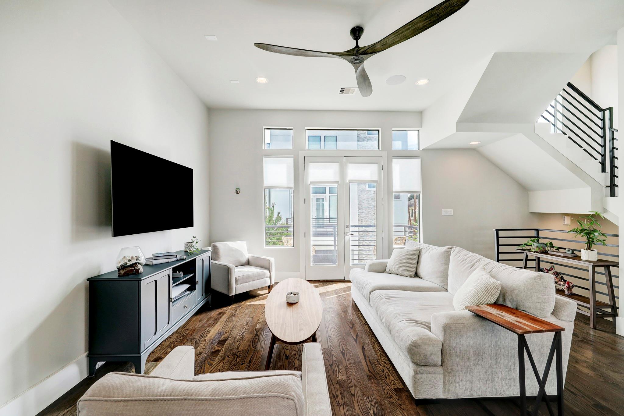 5622 Kiam Street # F