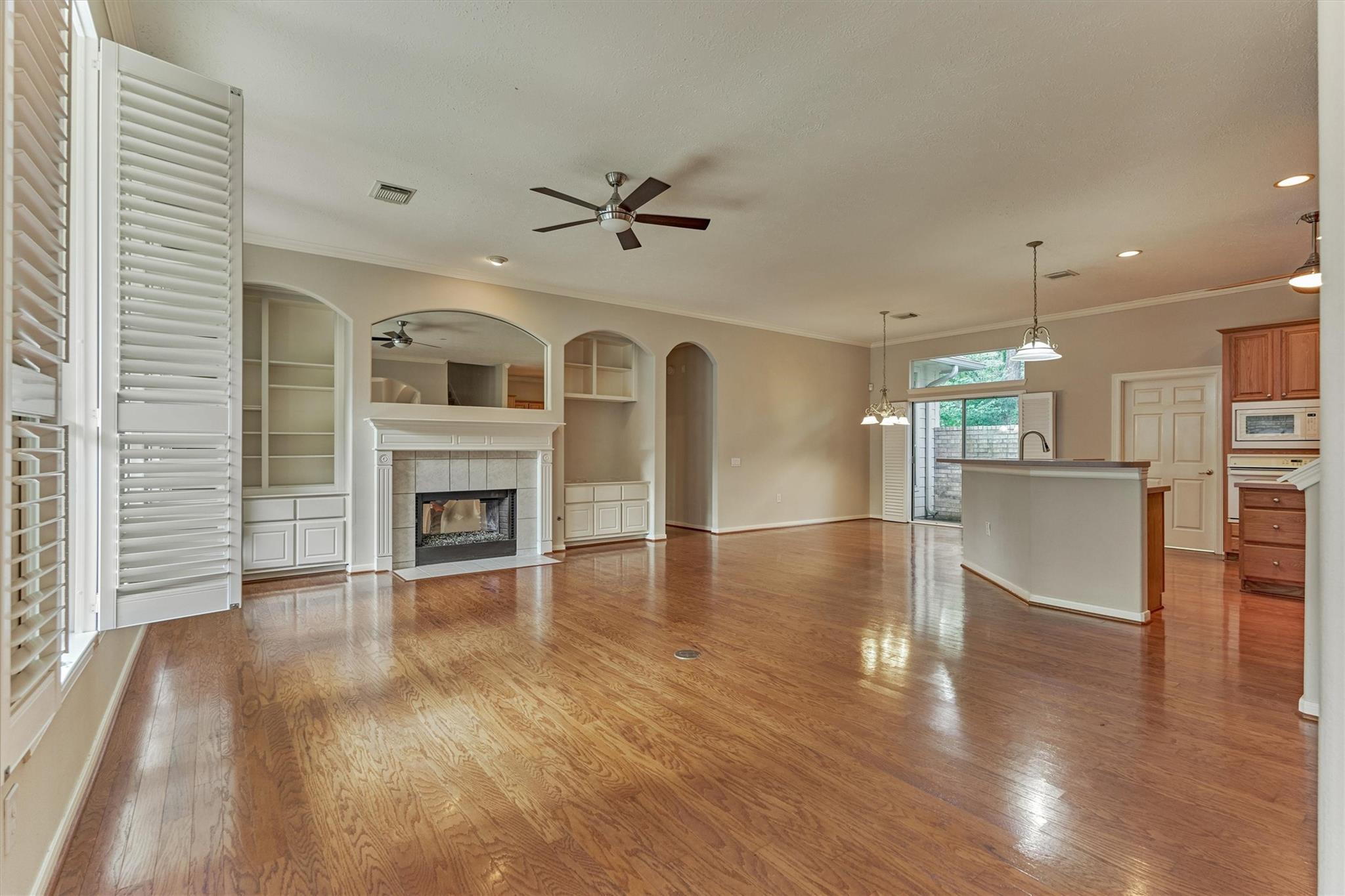 23 Meadowhawk Place