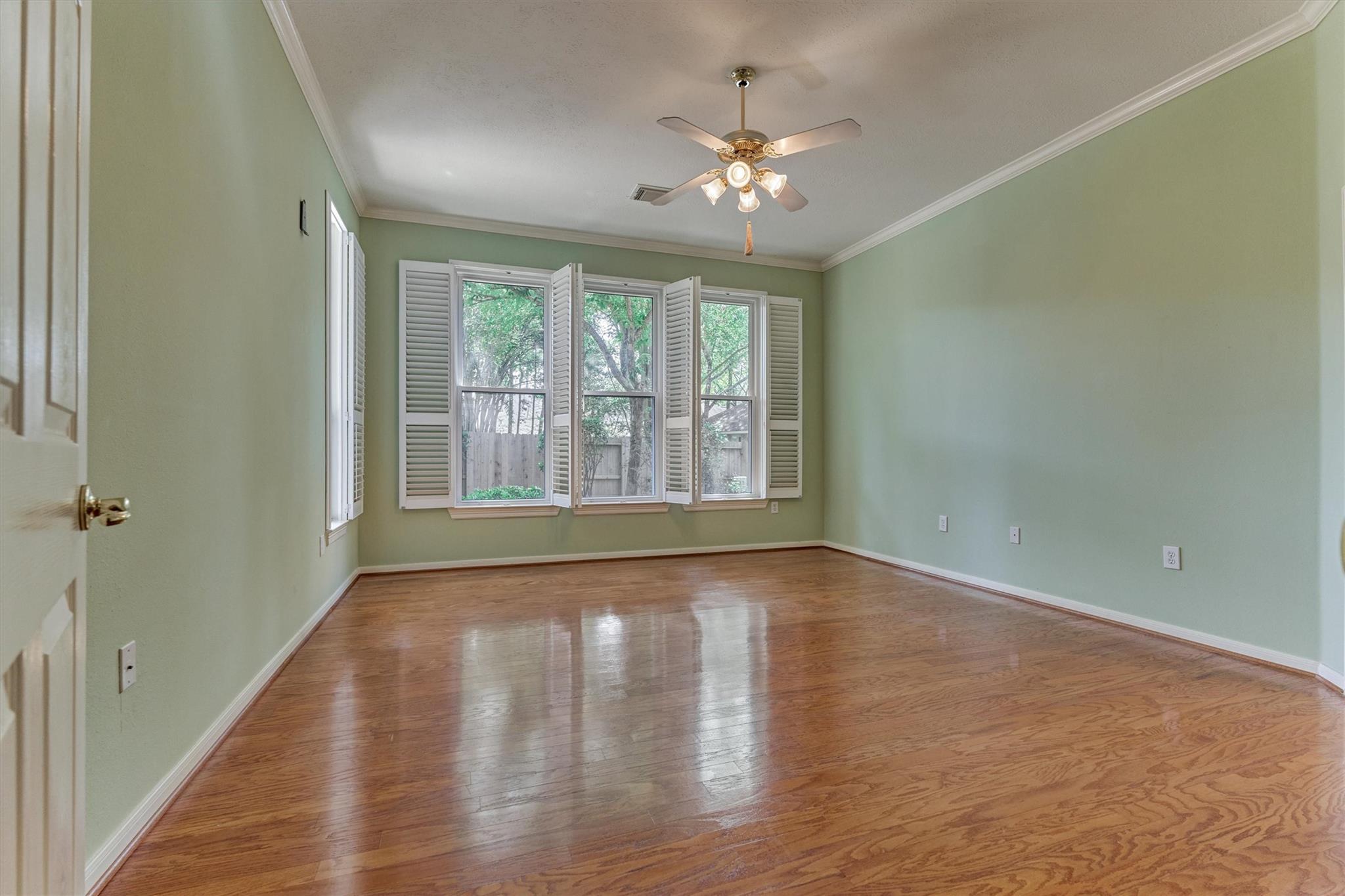 23 Meadowhawk Place