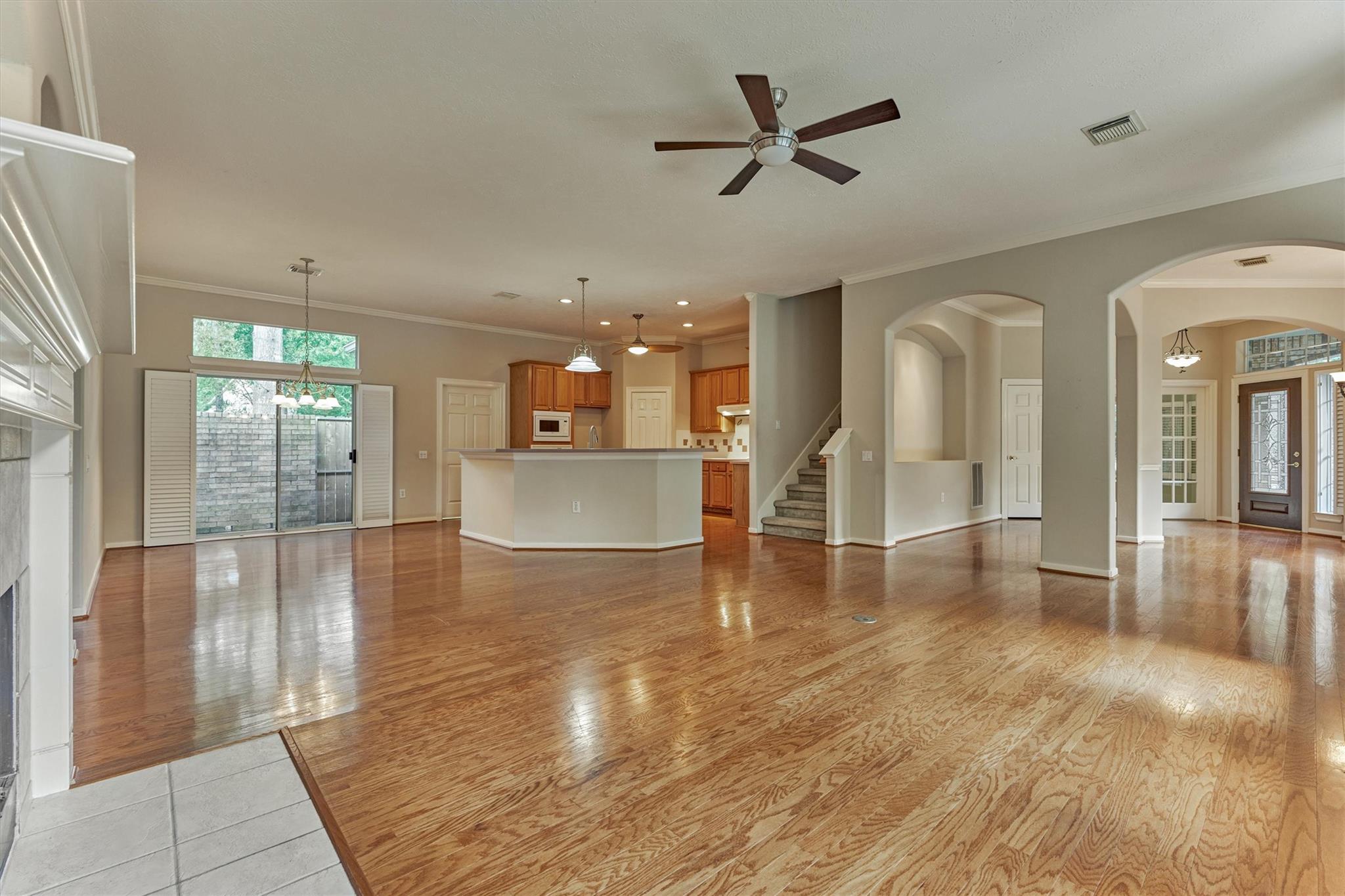 23 Meadowhawk Place