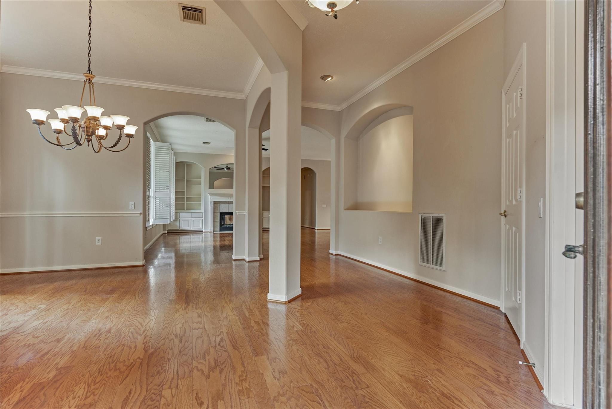 23 Meadowhawk Place